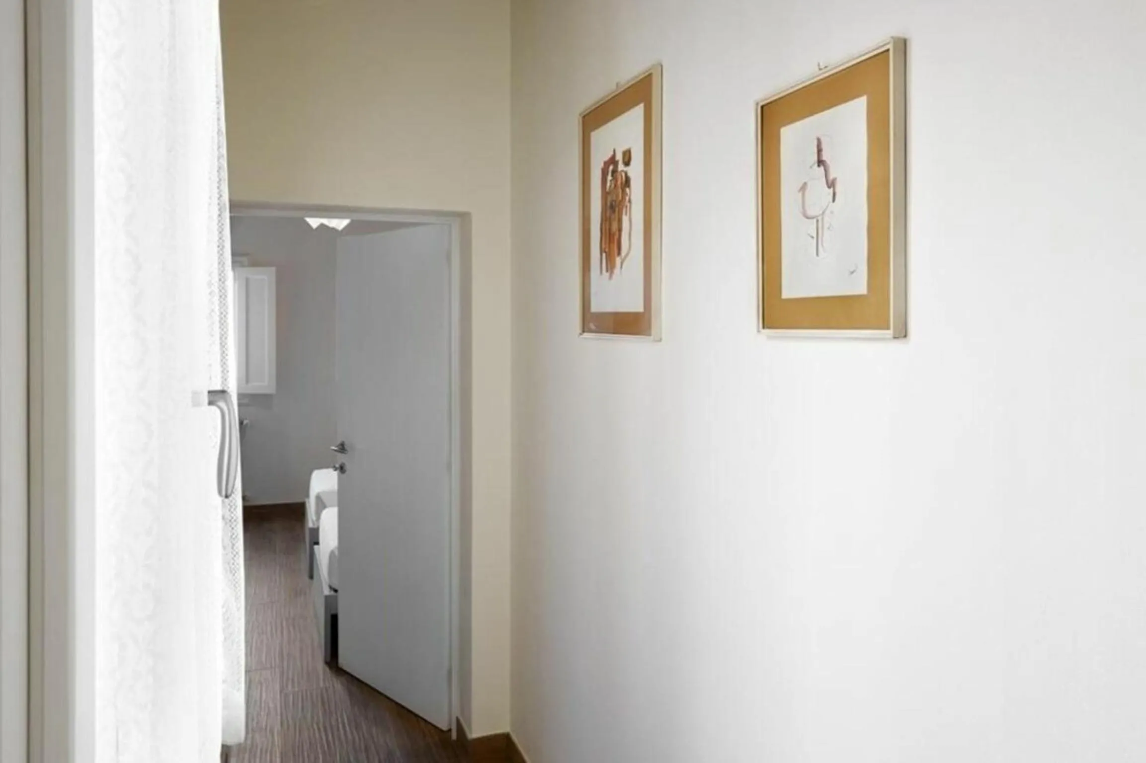 Photo of the whole room in Giulia e Valentina by Halldis