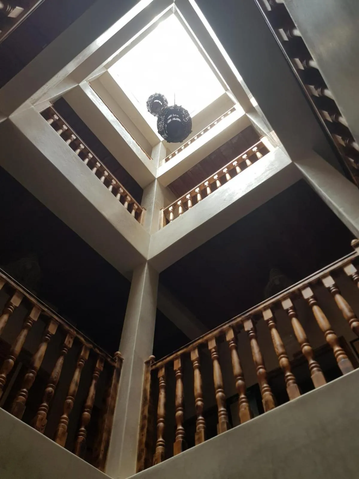 Restaurant/places to eat in Riad Azul