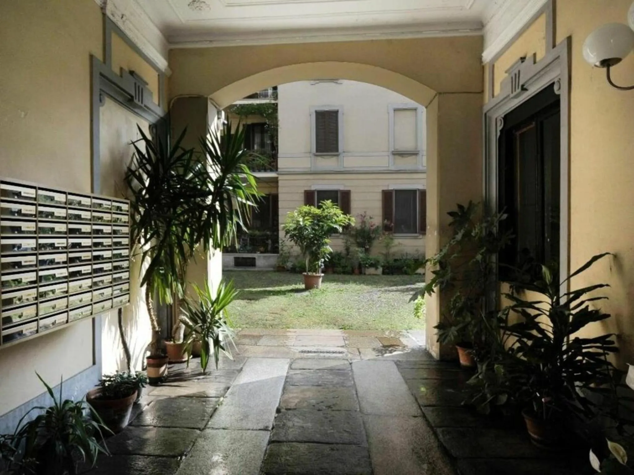 Property building in Piero Della Francesca by Halldis