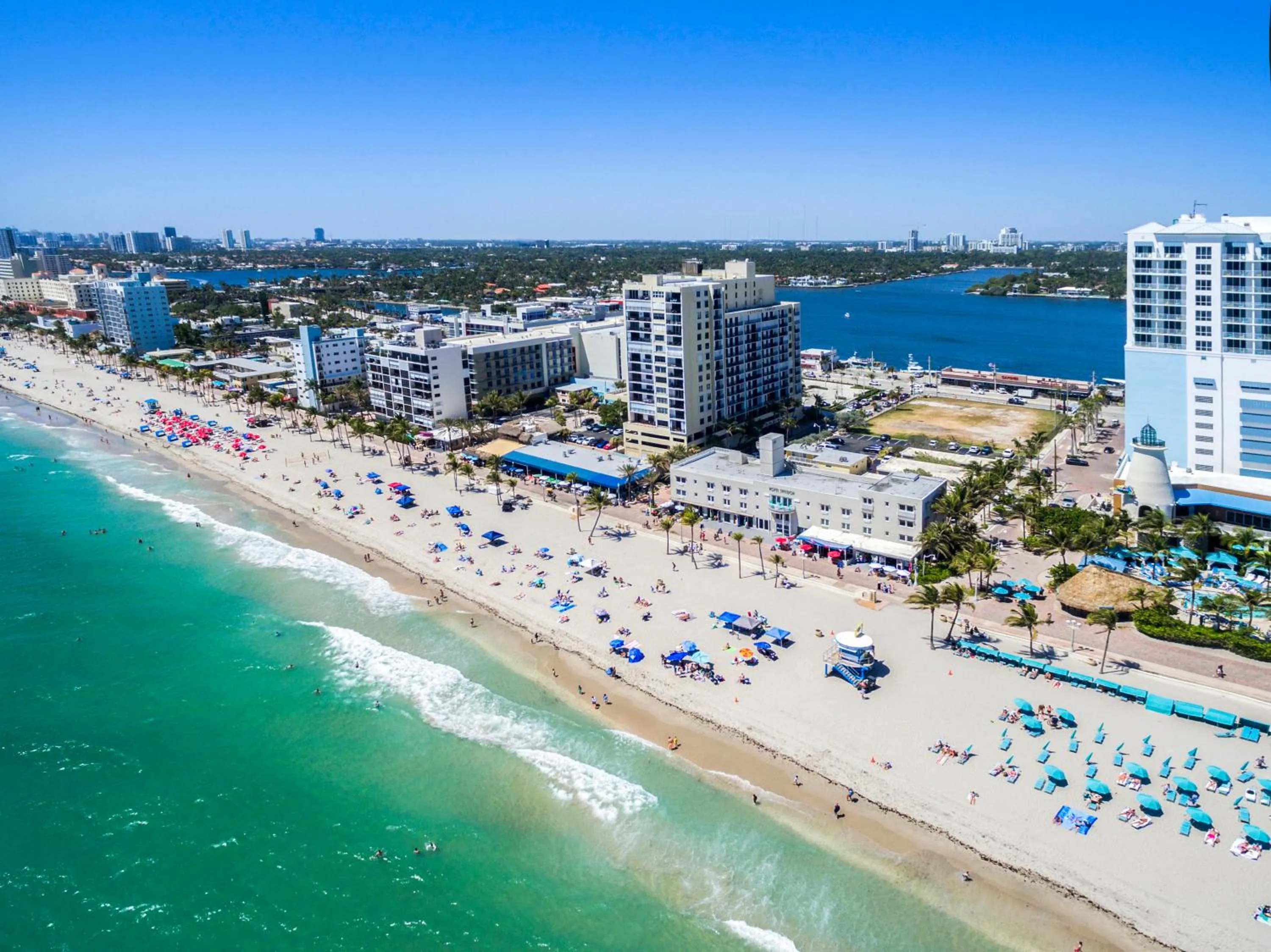 Property building in Hotel Sheldon