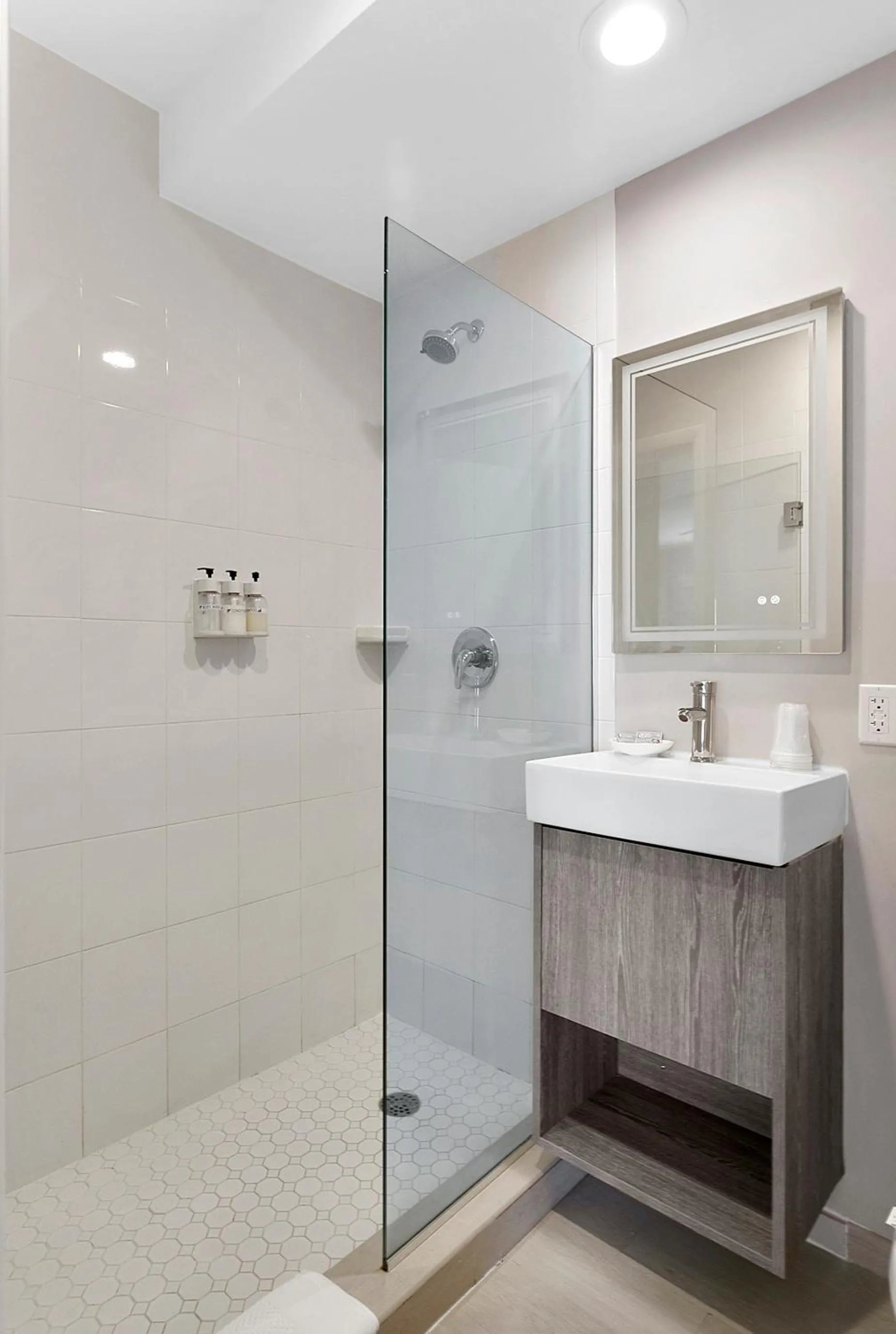 Bathroom in Hotel Sheldon