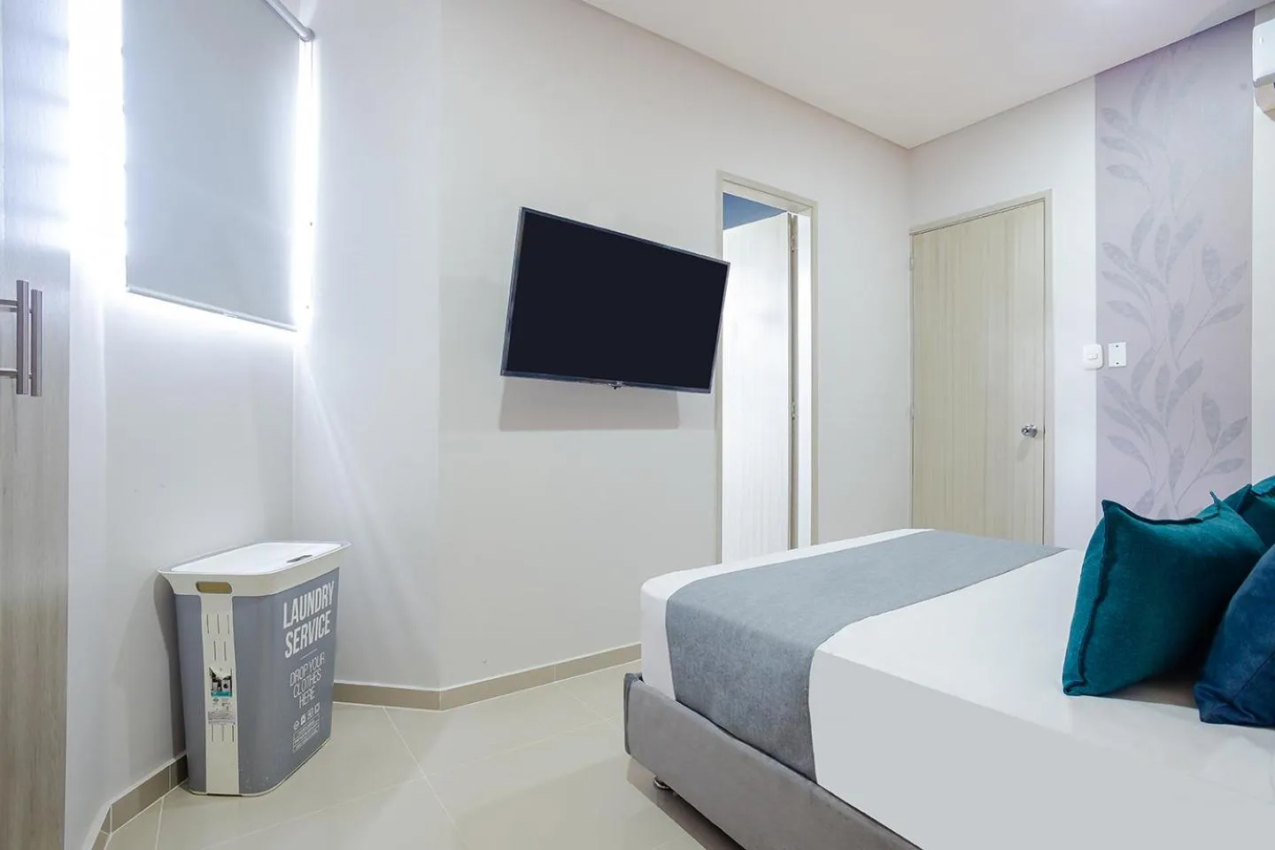 TV and multimedia, Bed in Montepinares Apartaestudios