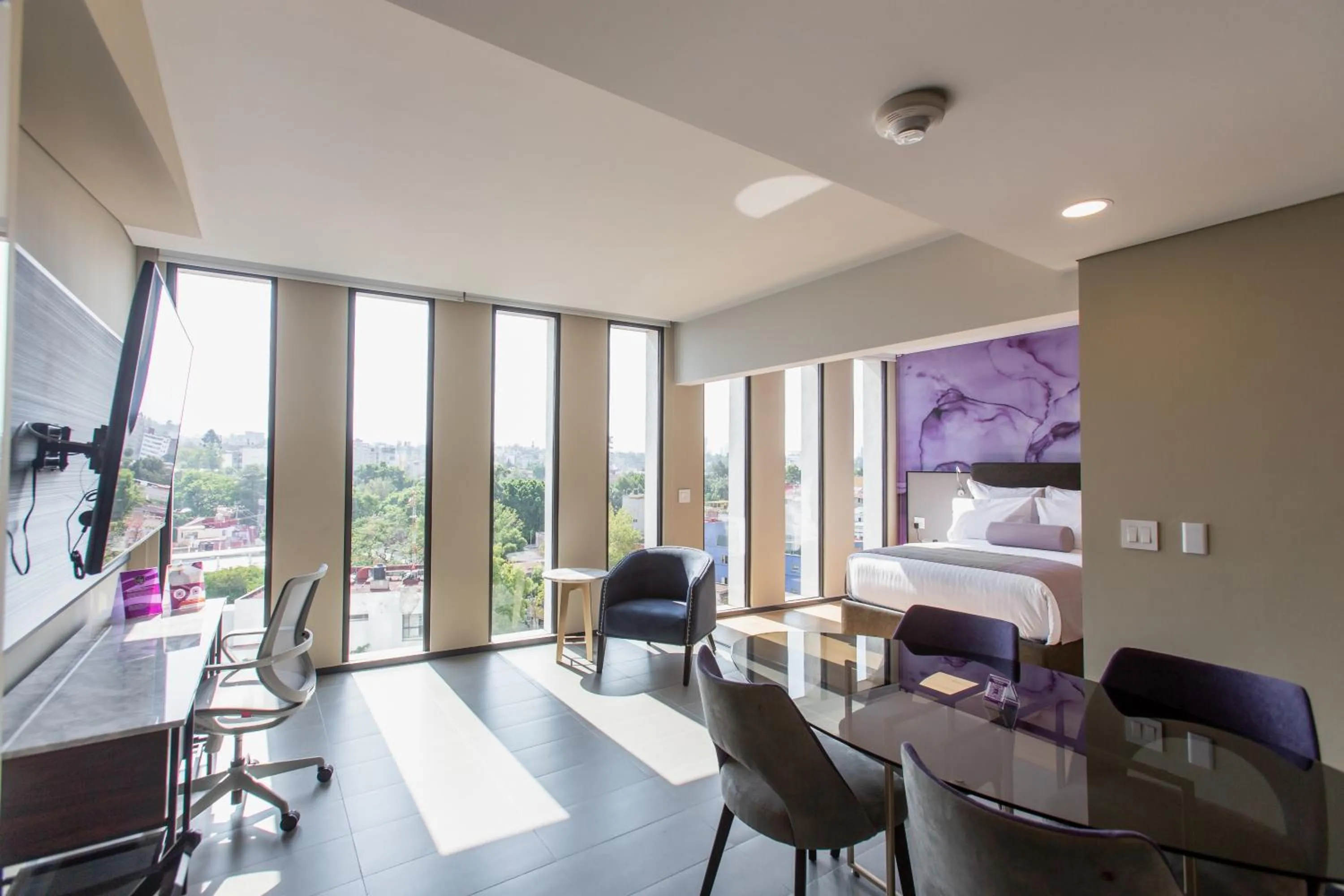 Photo of the whole room in HS HOTSSON CDMX Condesa Sur