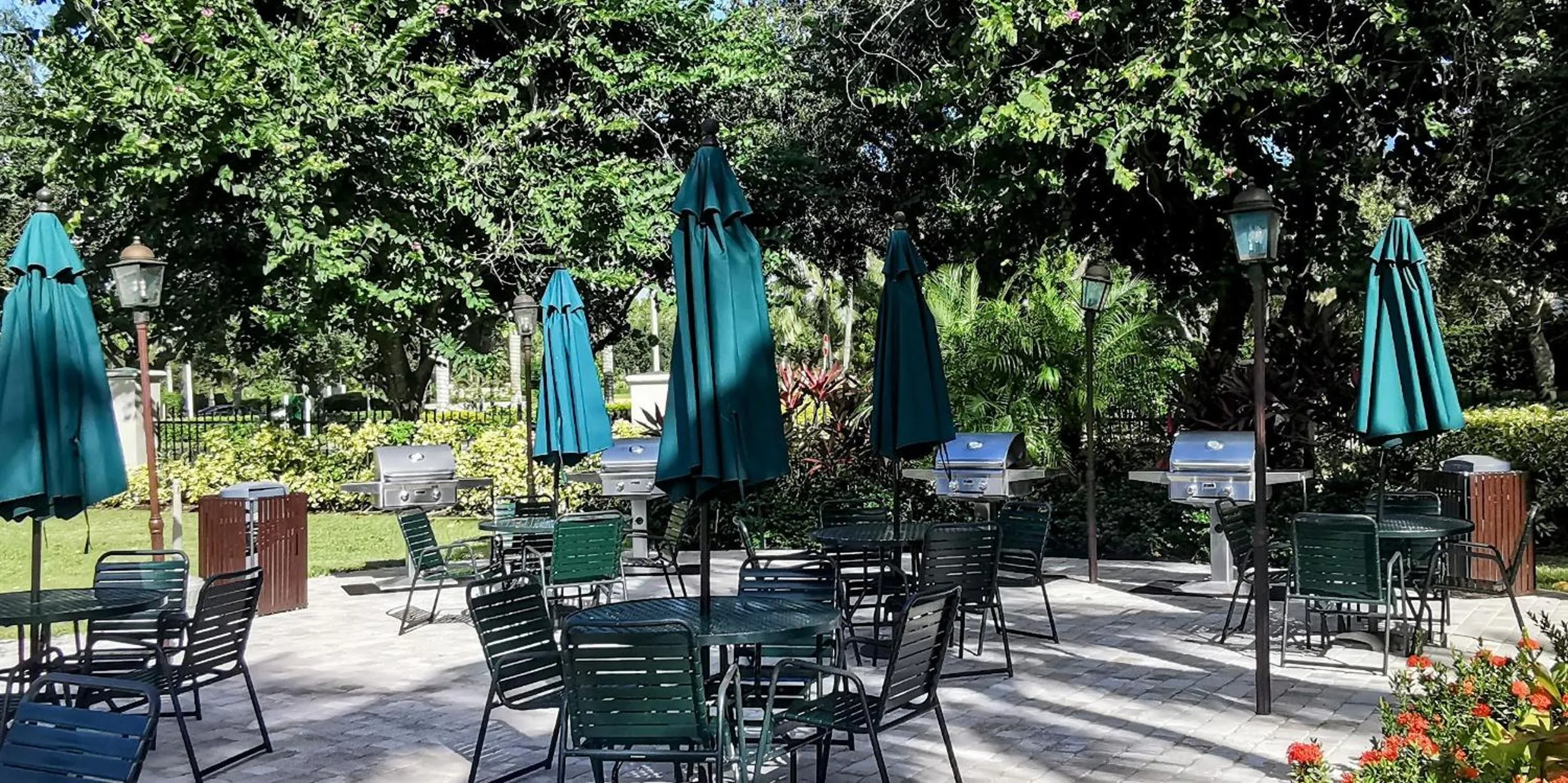 BBQ facilities in GreenLinks Luxury Villa at Lely Resort Golf - 3 Bedrooms