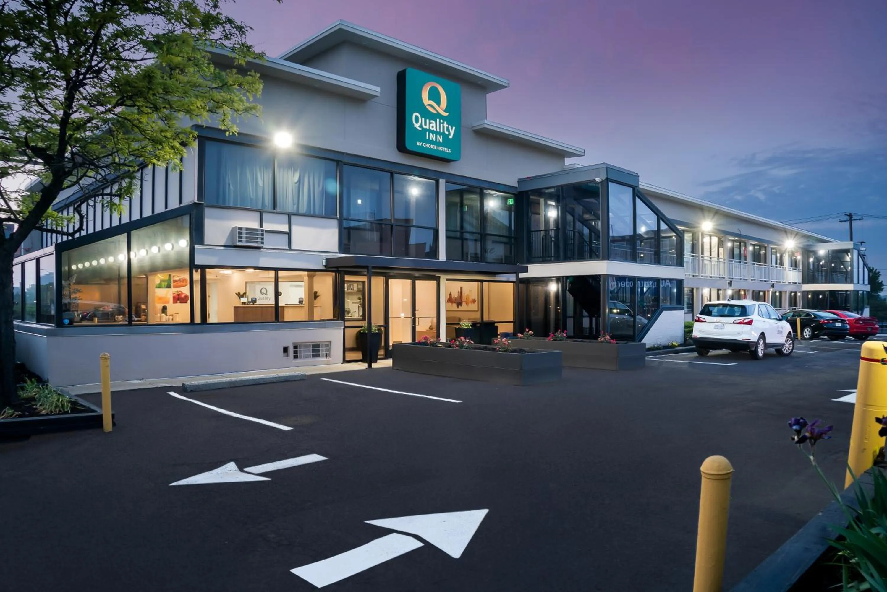 Property building in Quality Inn Detroit Downtown