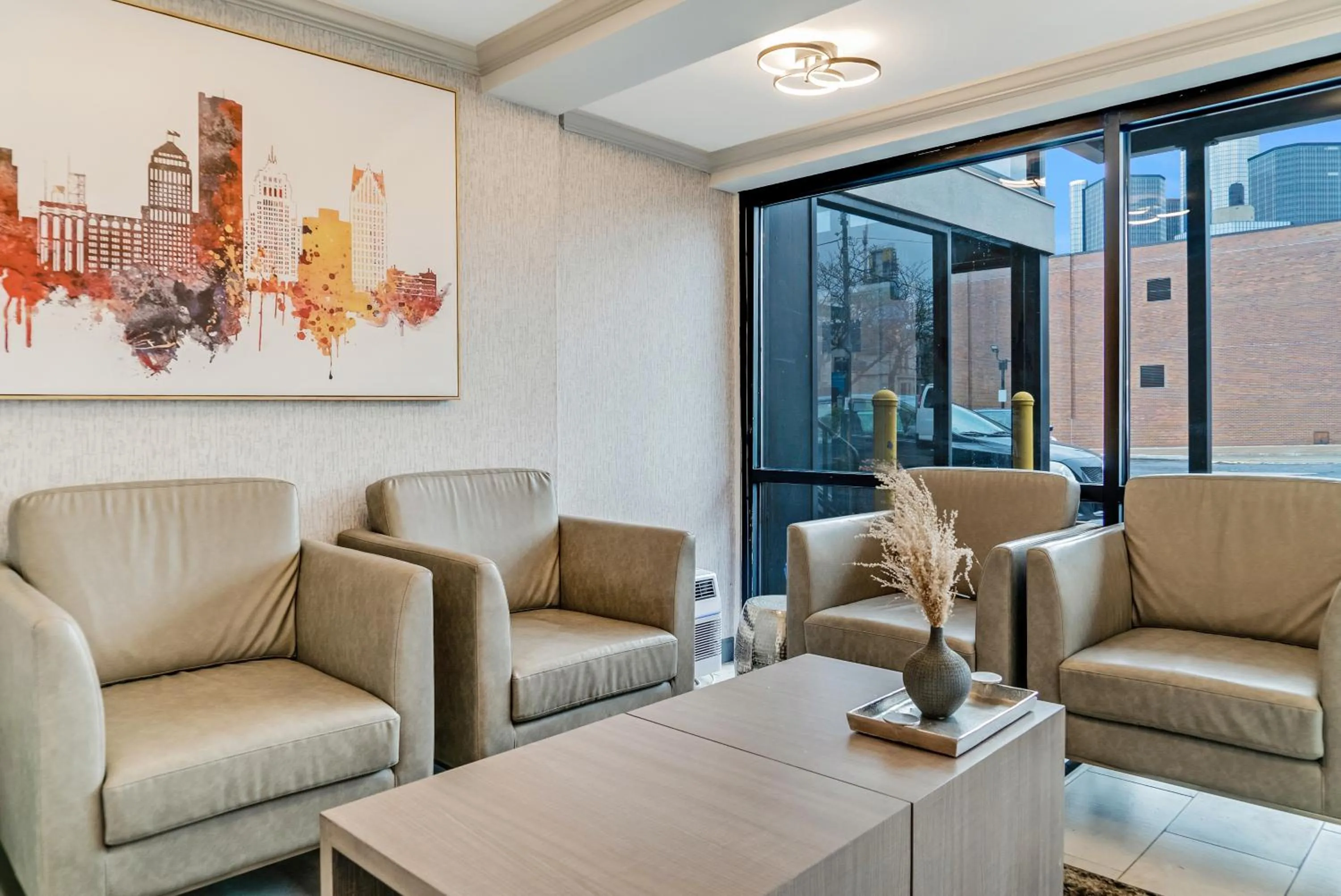 Seating area in Quality Inn Detroit Downtown