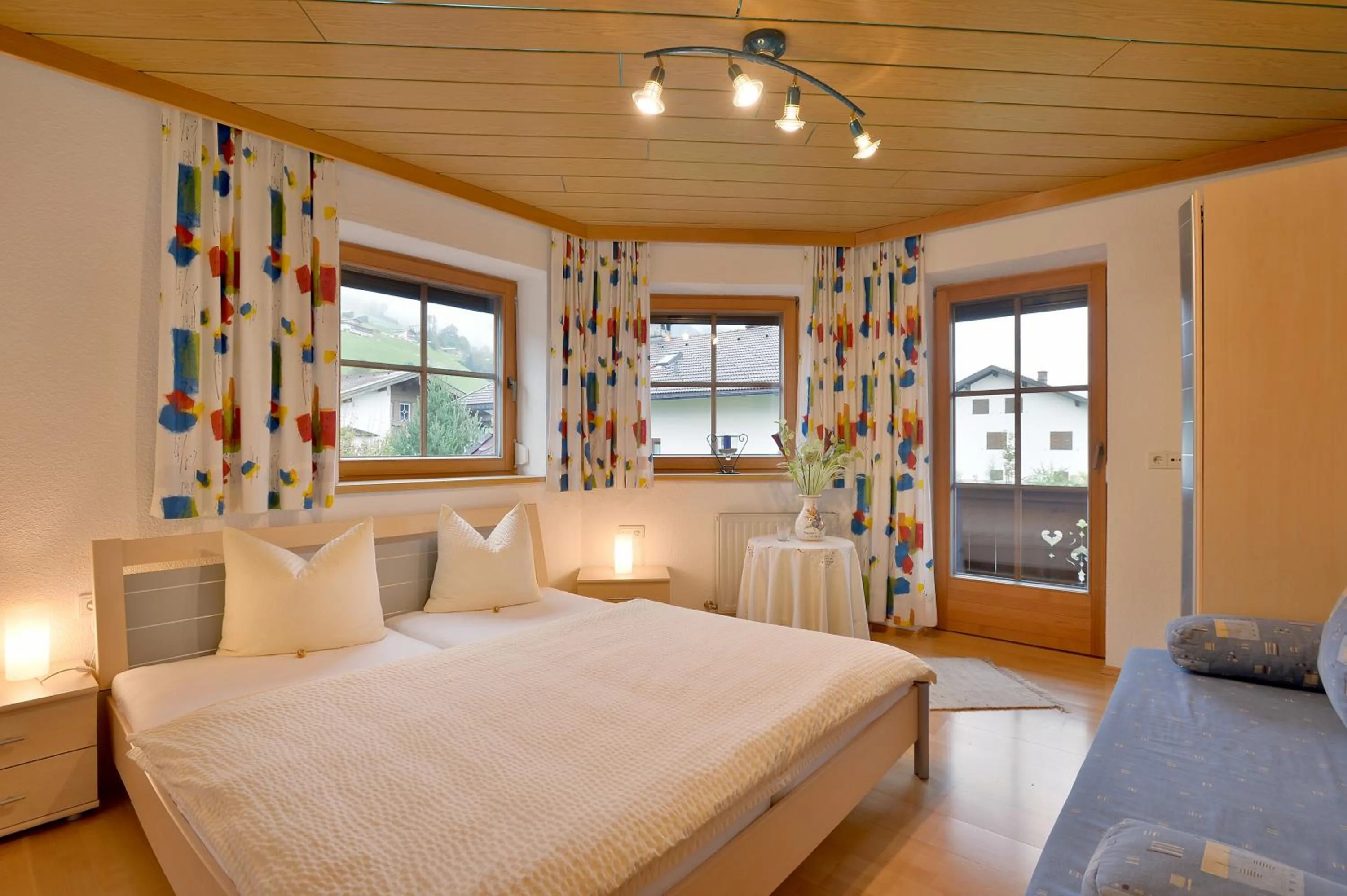 Photo of the whole room, Bed in Ferienwohnung Prosch