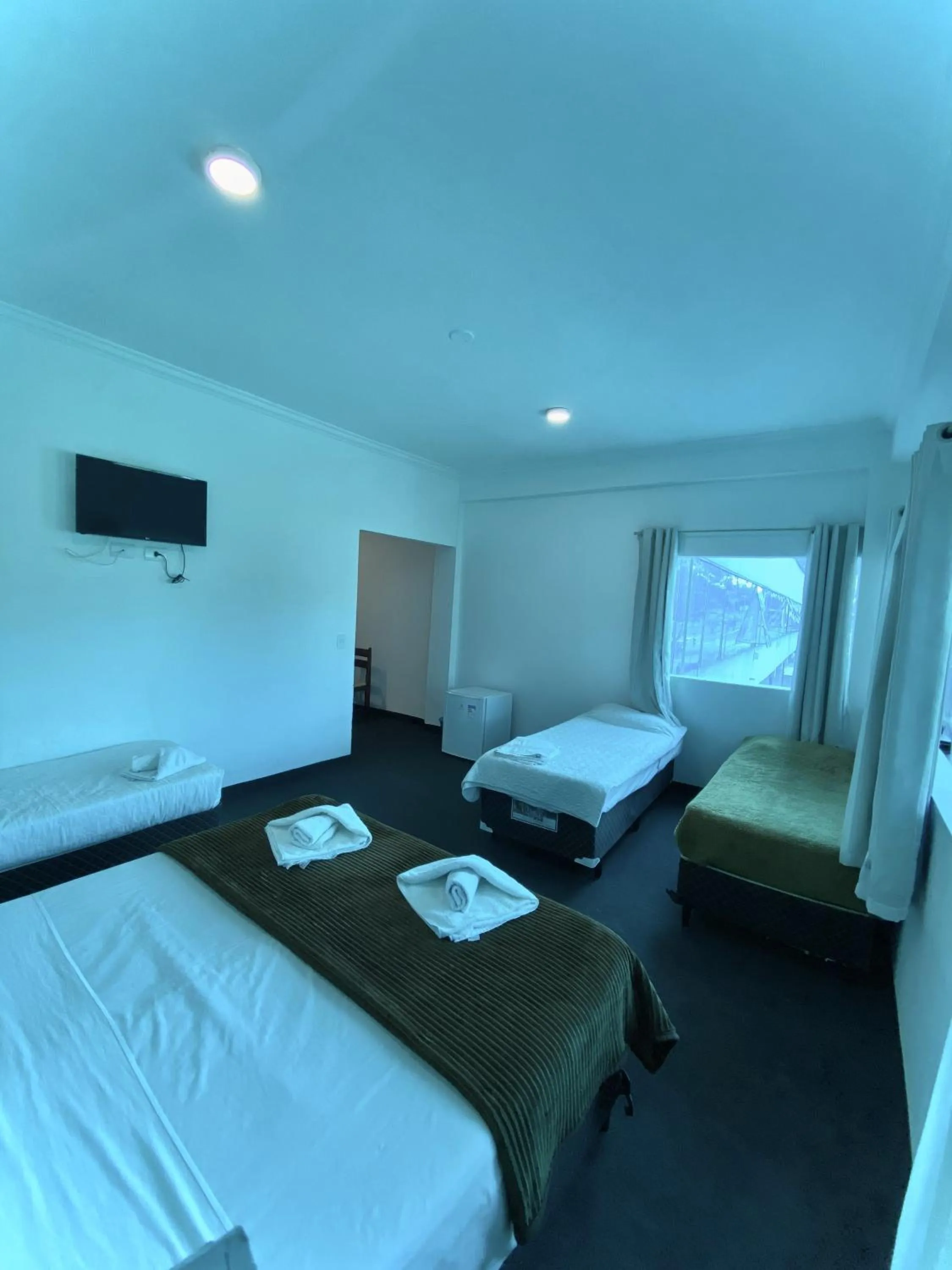 TV and multimedia in Hotel Castelo Branco