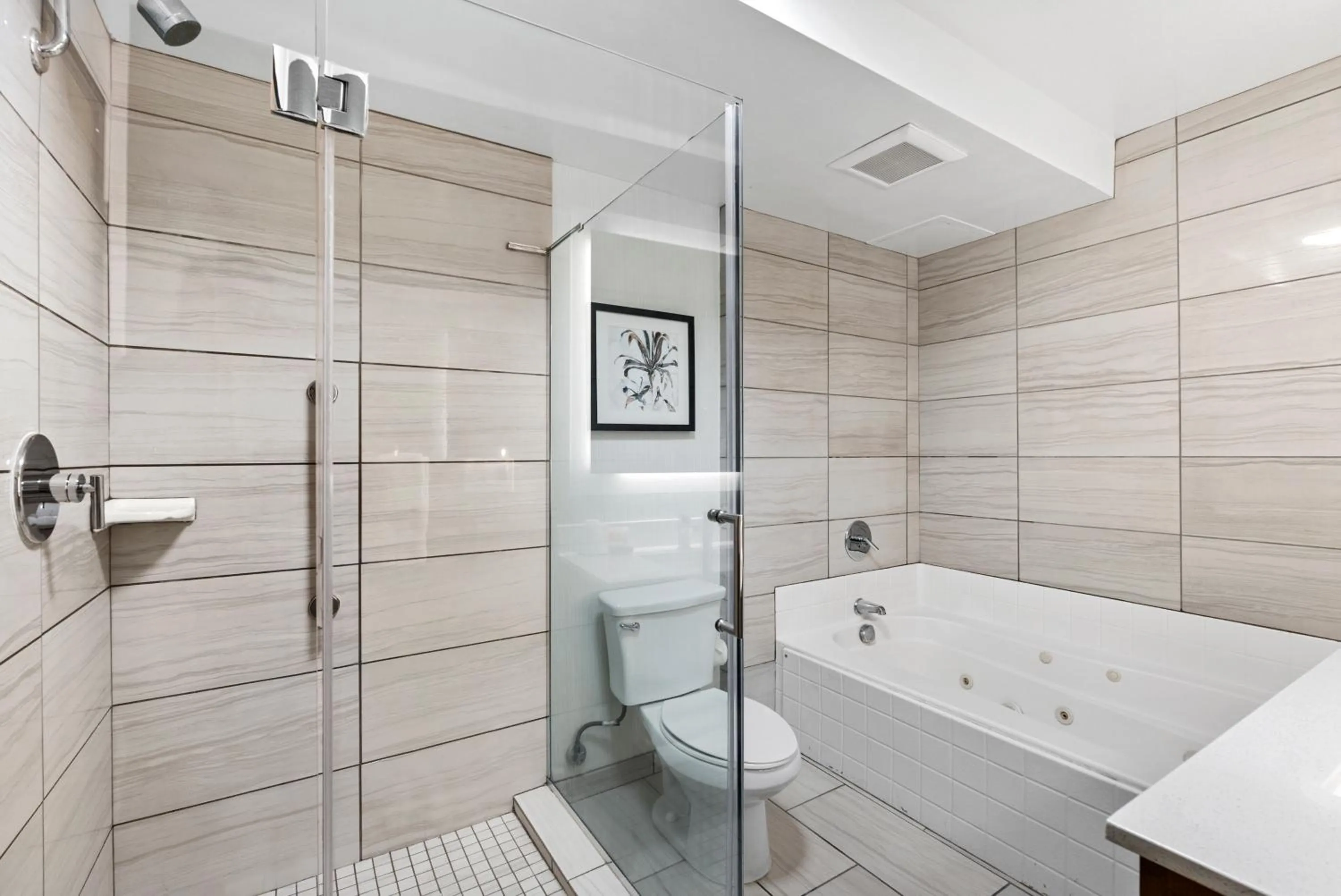 Bathroom in Royal Palace Westwood Hotel