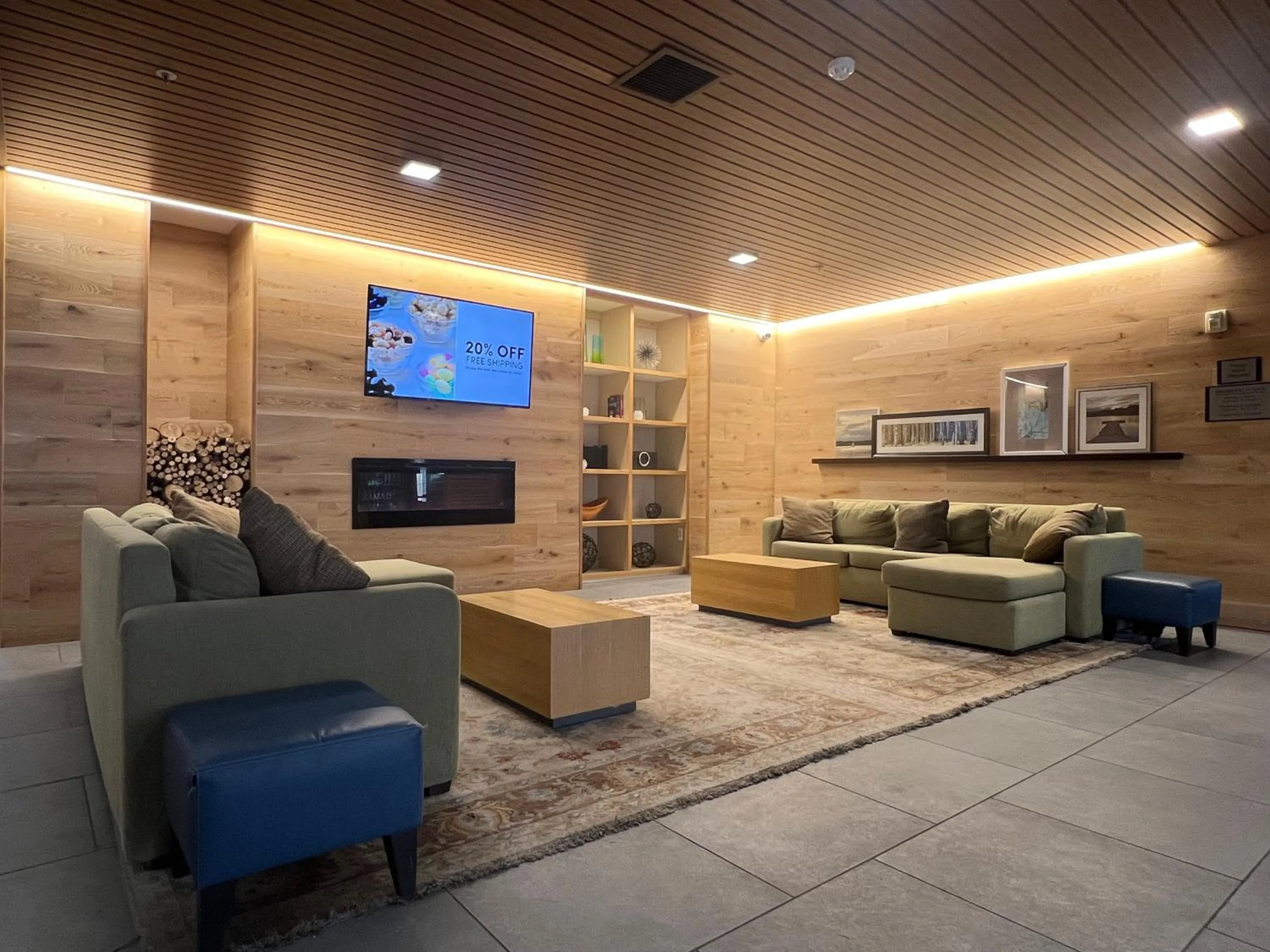 Lobby or reception in Country Inn & Suites by Radisson, Novi, MI