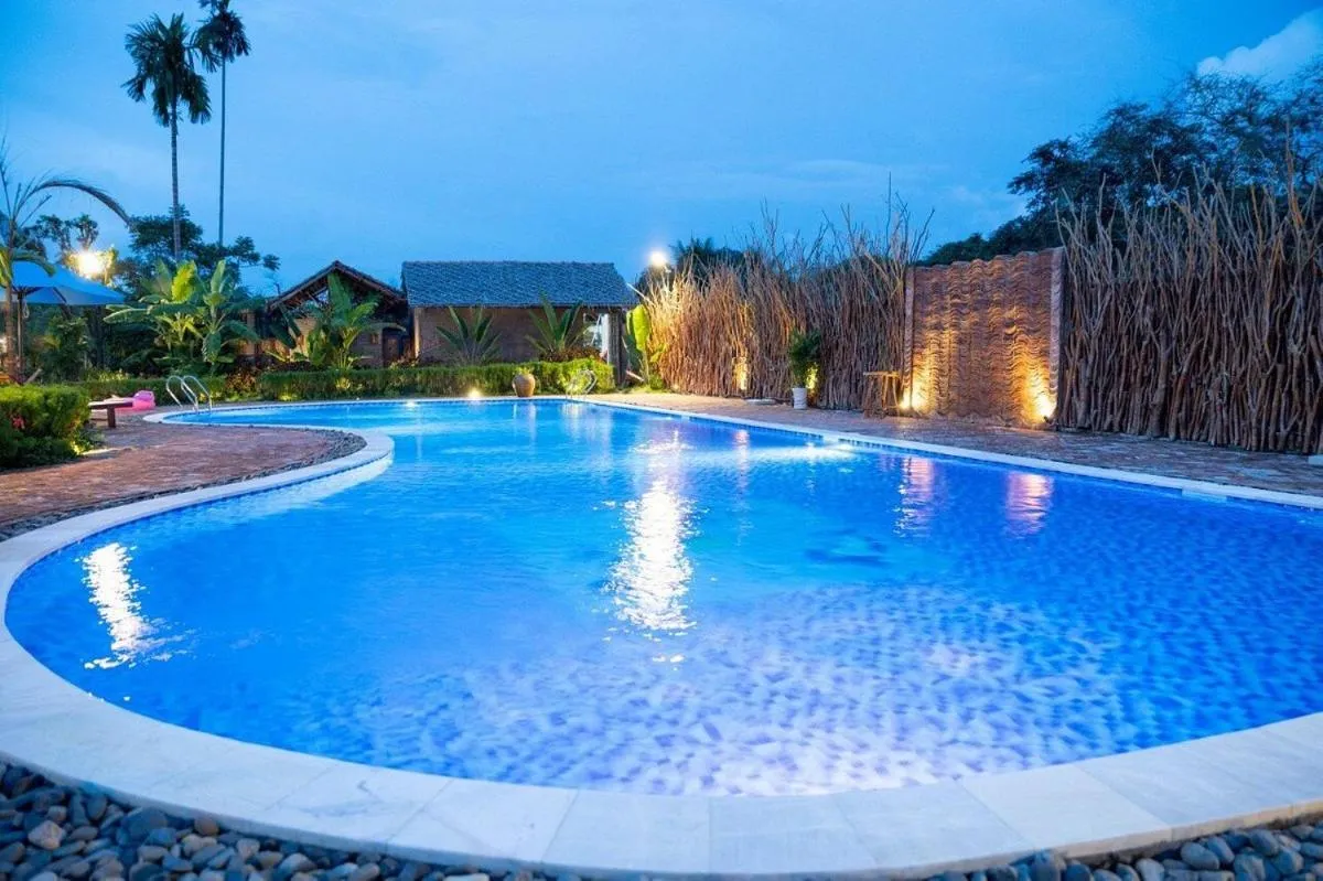 MEKONG SILT ECOLODGE