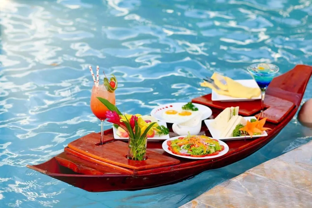 MEKONG SILT ECOLODGE