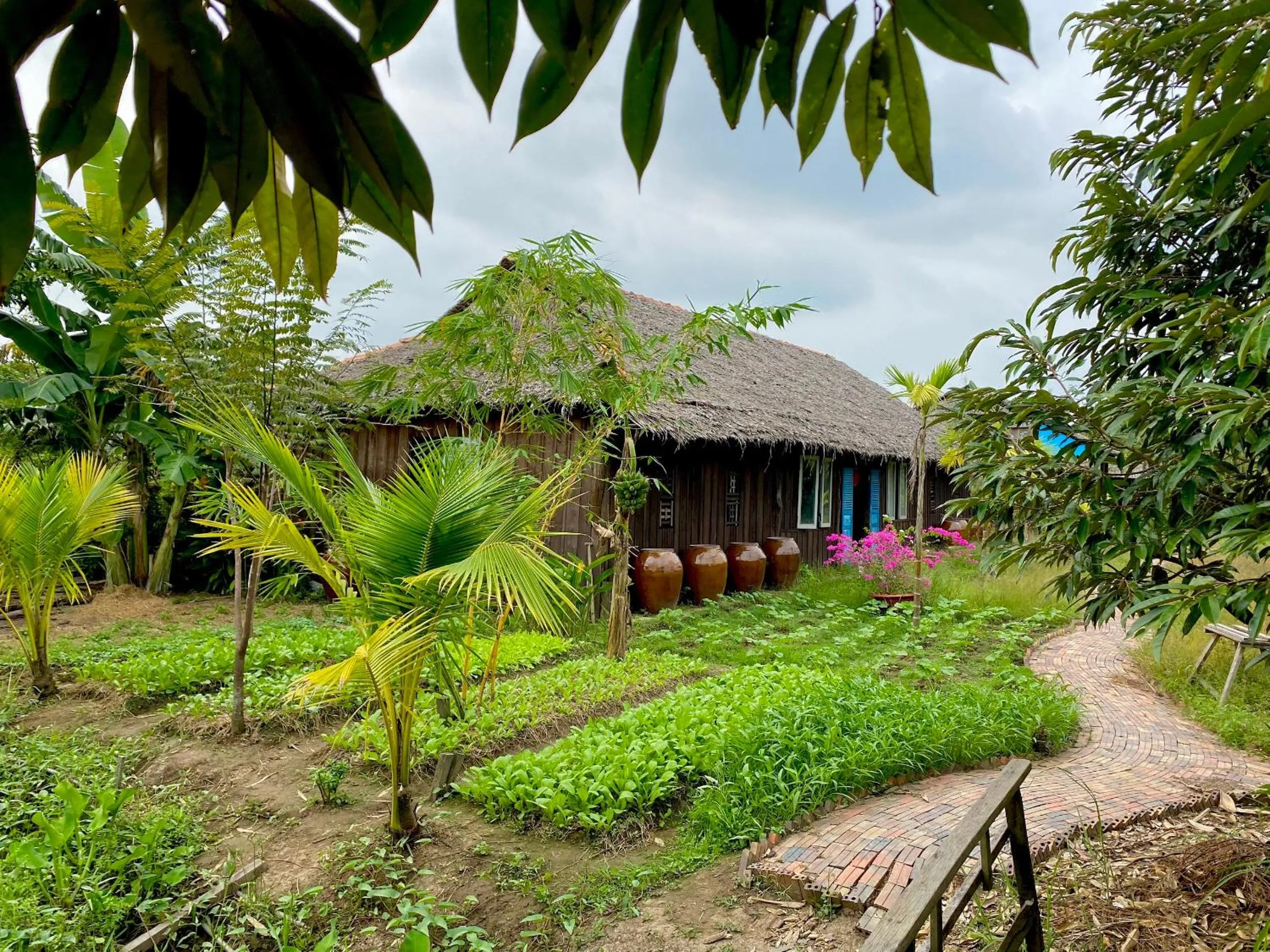 MEKONG SILT ECOLODGE