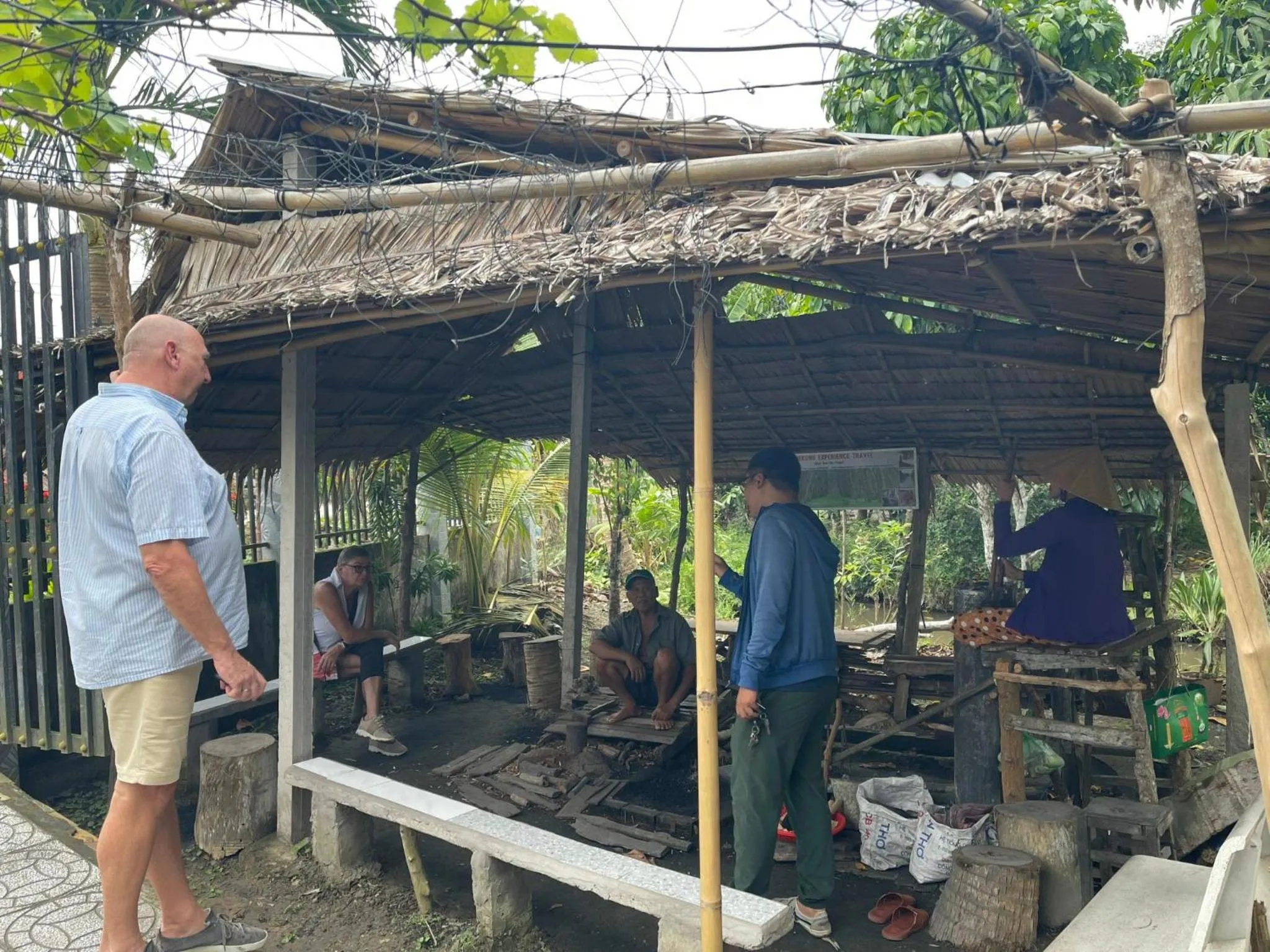 MEKONG SILT ECOLODGE