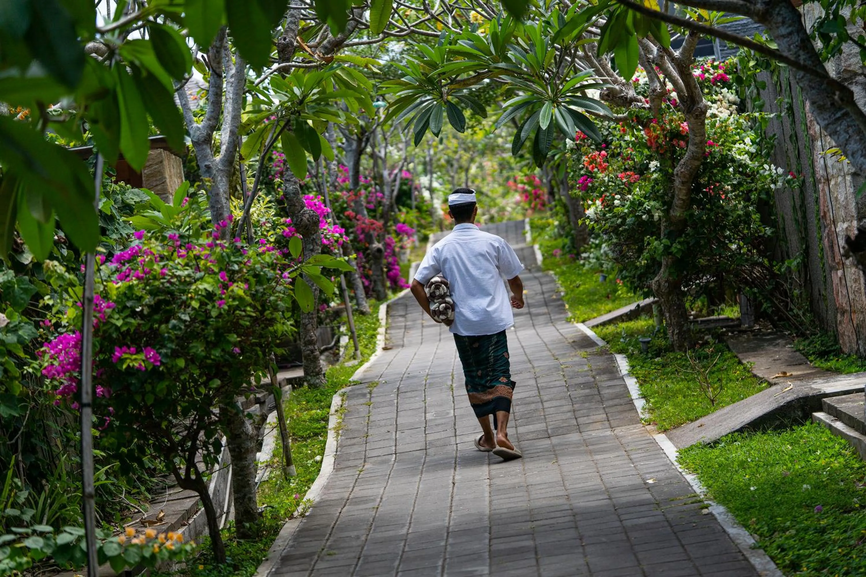 People in Moritz Palm Villa