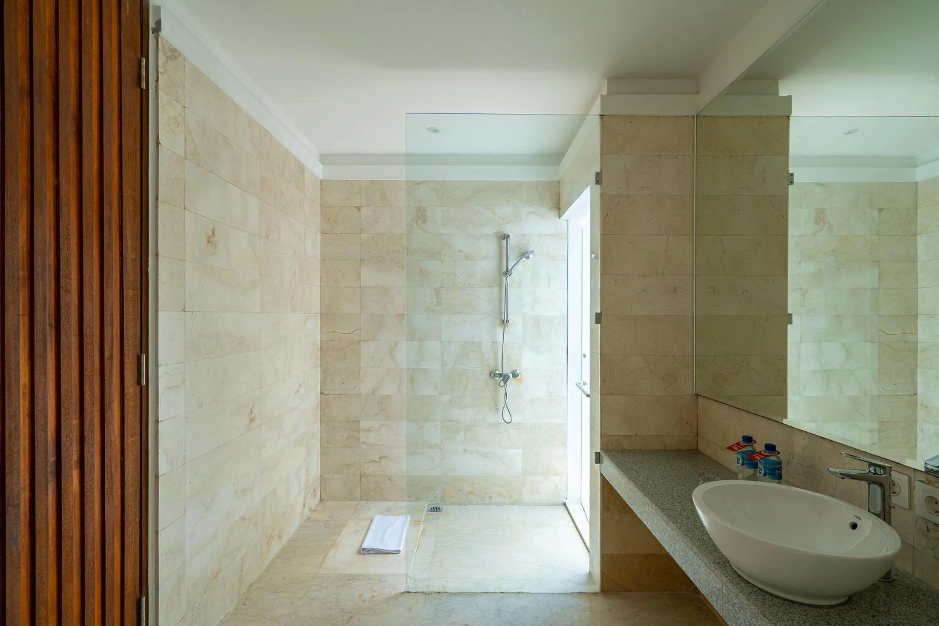 Shower in Moritz Palm Villa