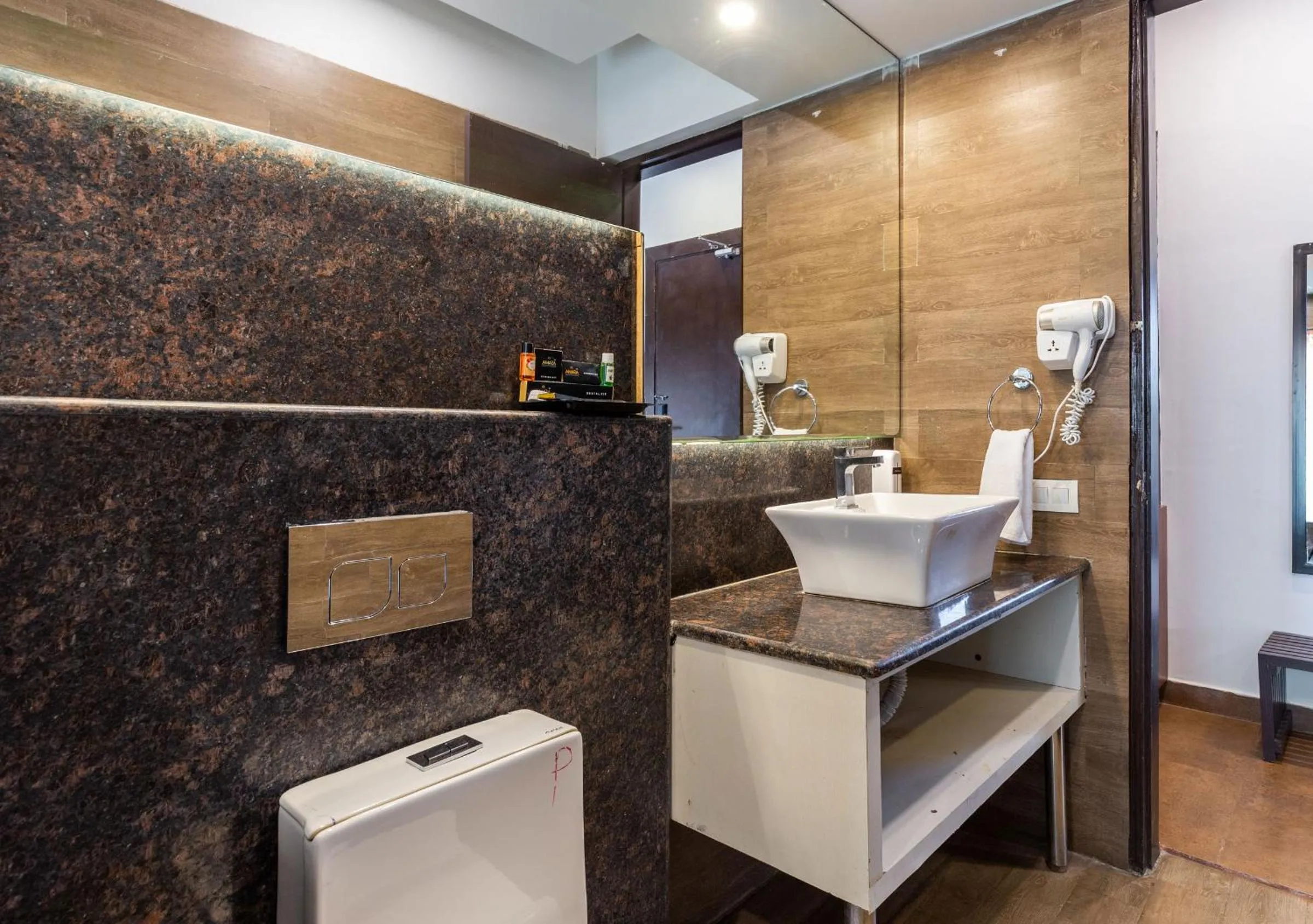 Bathroom in Amara Oceanfront Resort & Club Baga