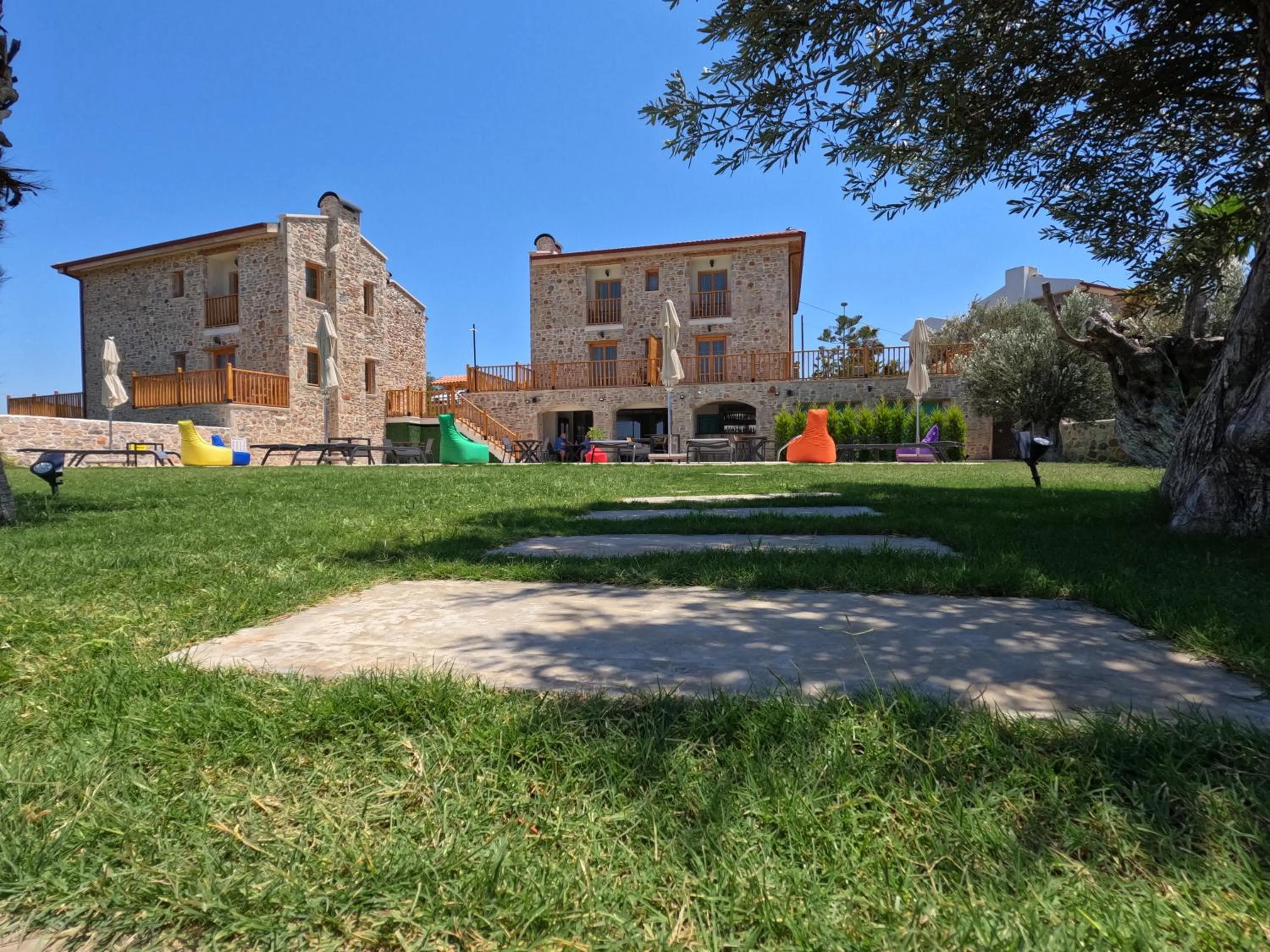 Property building in ZEYT INN HOTEL