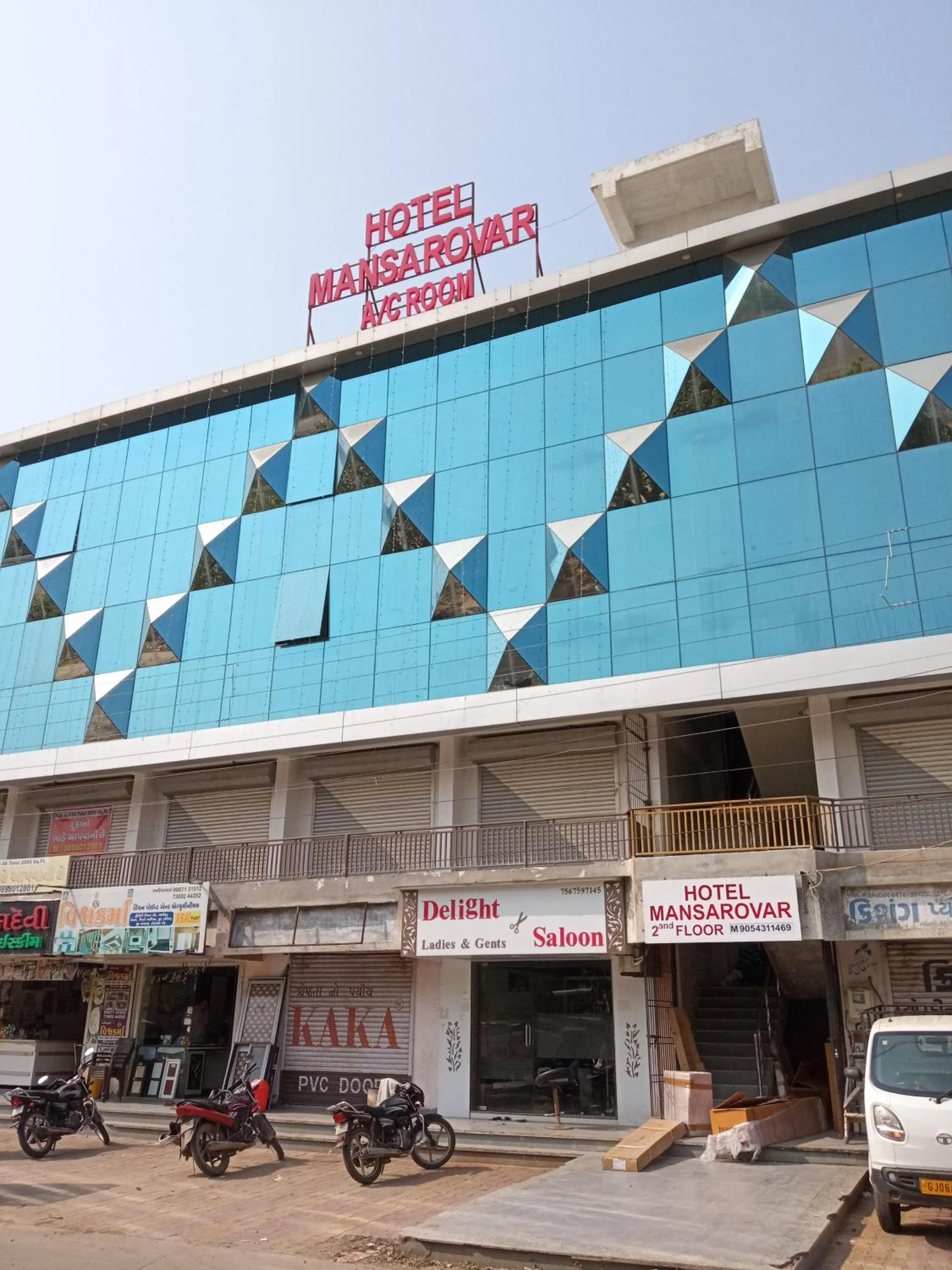 Property building in Hotel Mansarovar,Vadodara