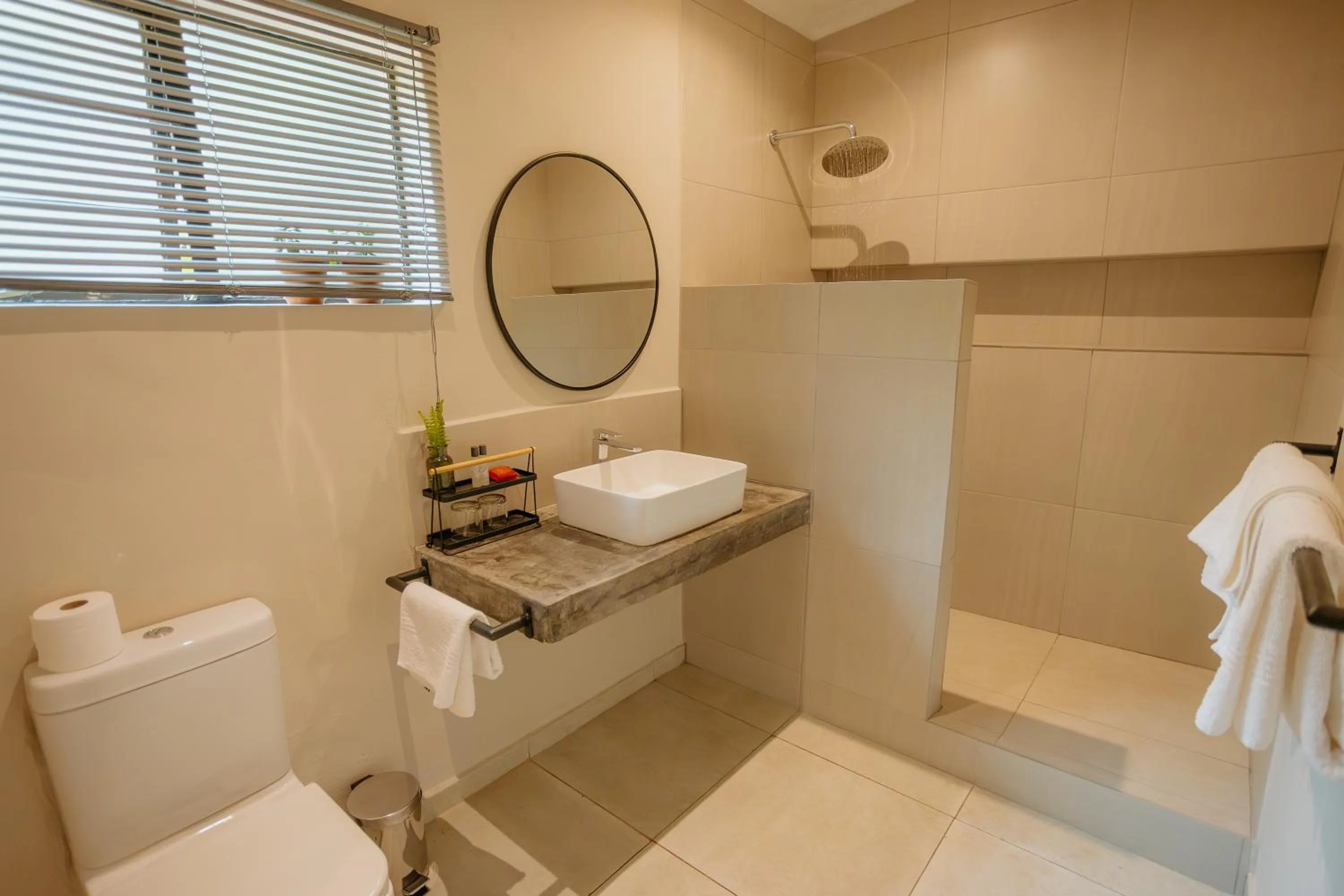 Property building in Mantenga Lodge