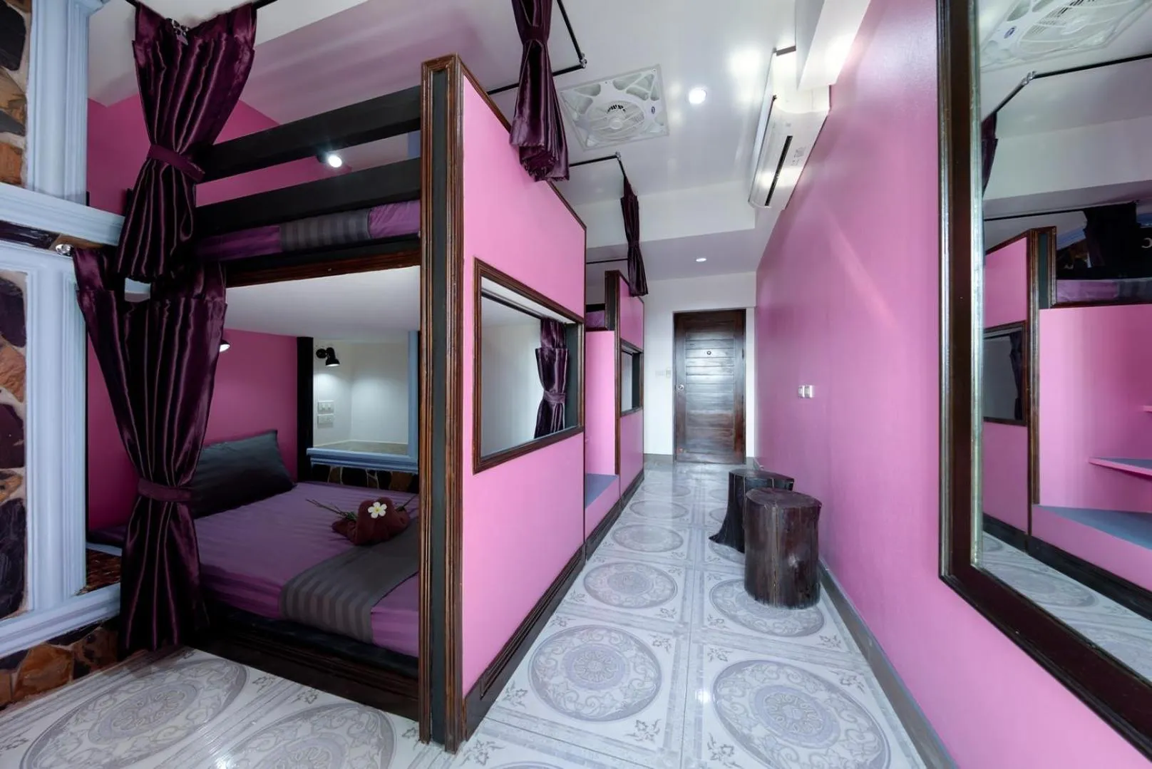 bunk bed, Bed in Kerton Hostel