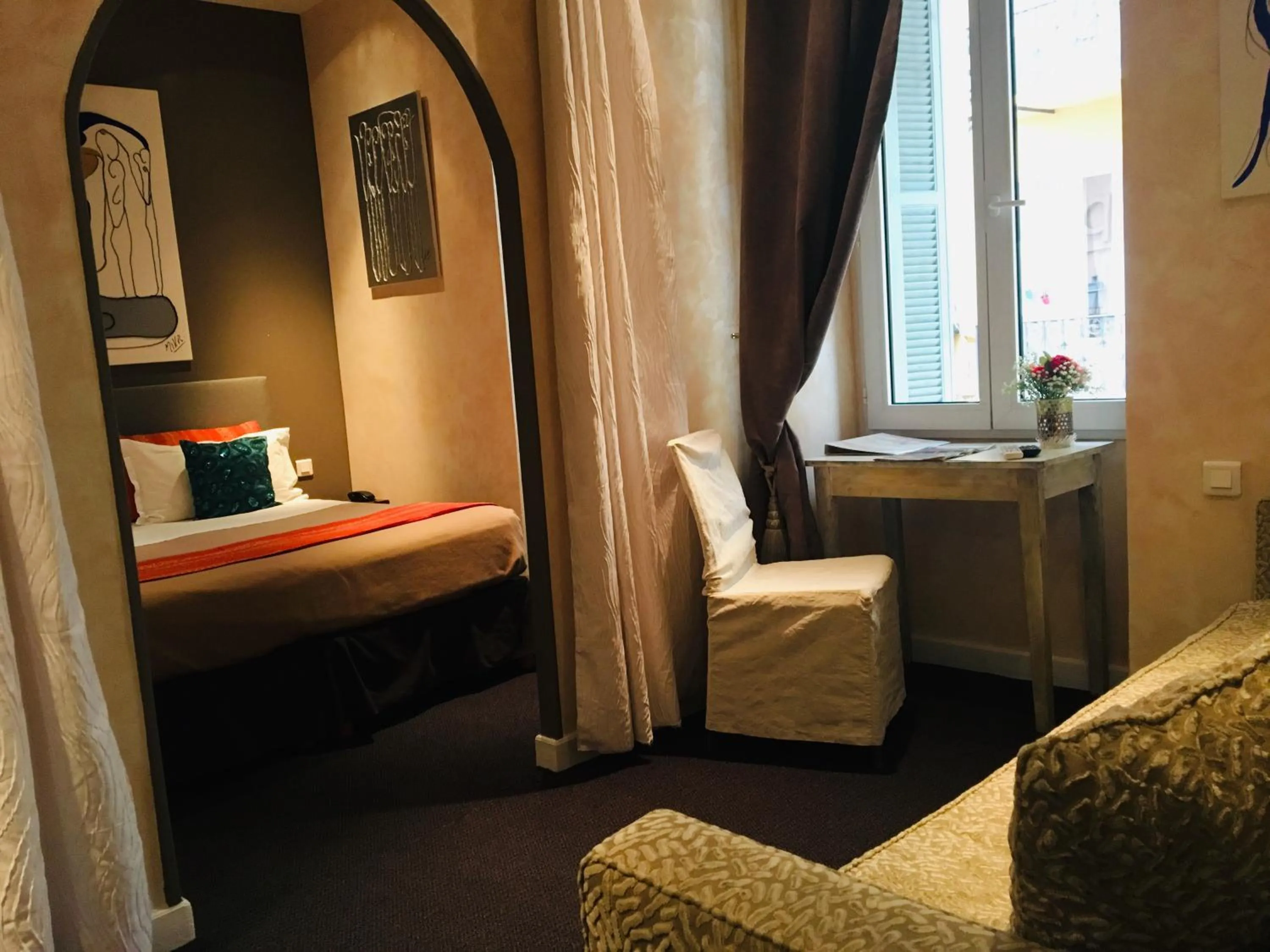 Bedroom, Bed in Hotel Villa La Tour