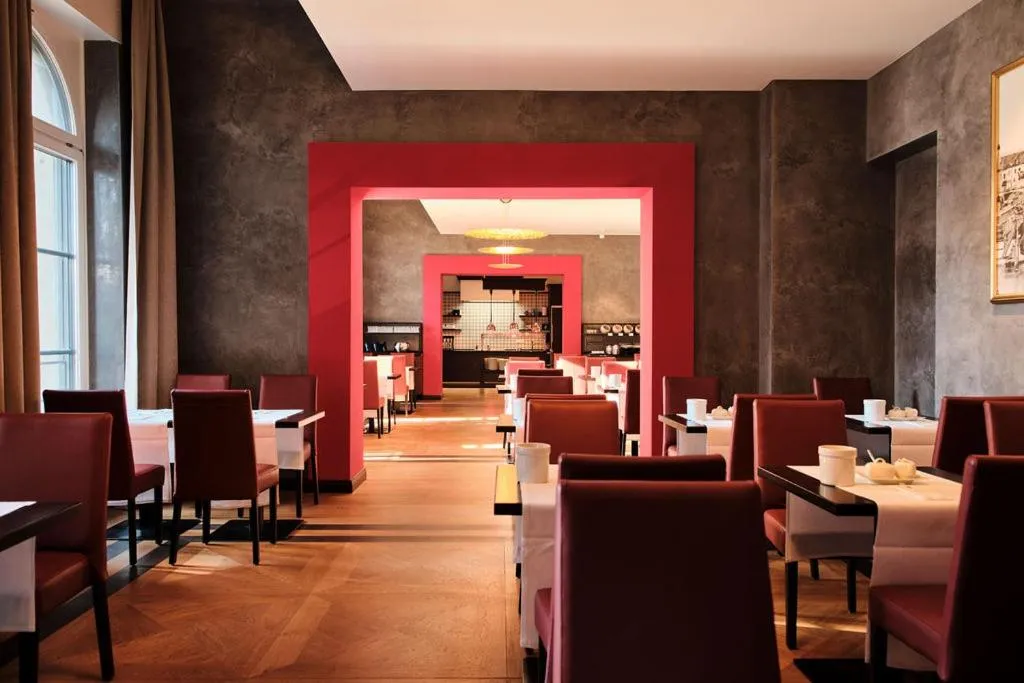 Restaurant/places to eat in Hotel Alte Post