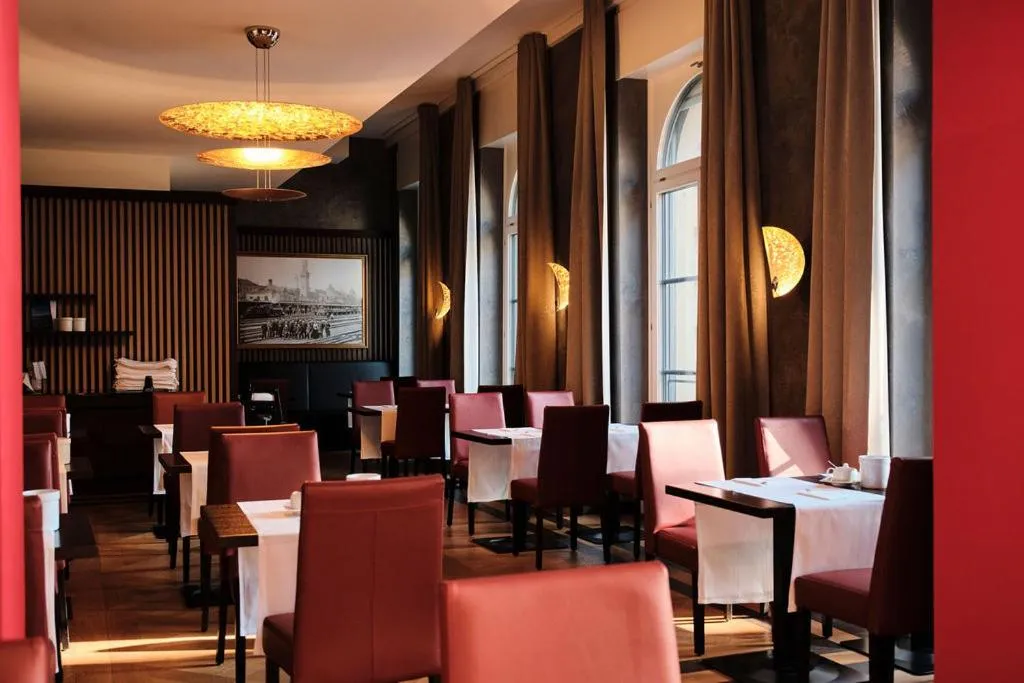 Restaurant/places to eat in Hotel Alte Post