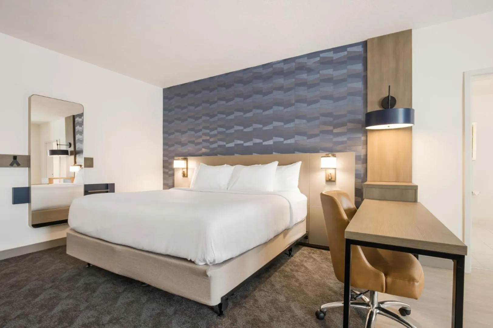 Bed in Comfort Inn & Suites Gaylord