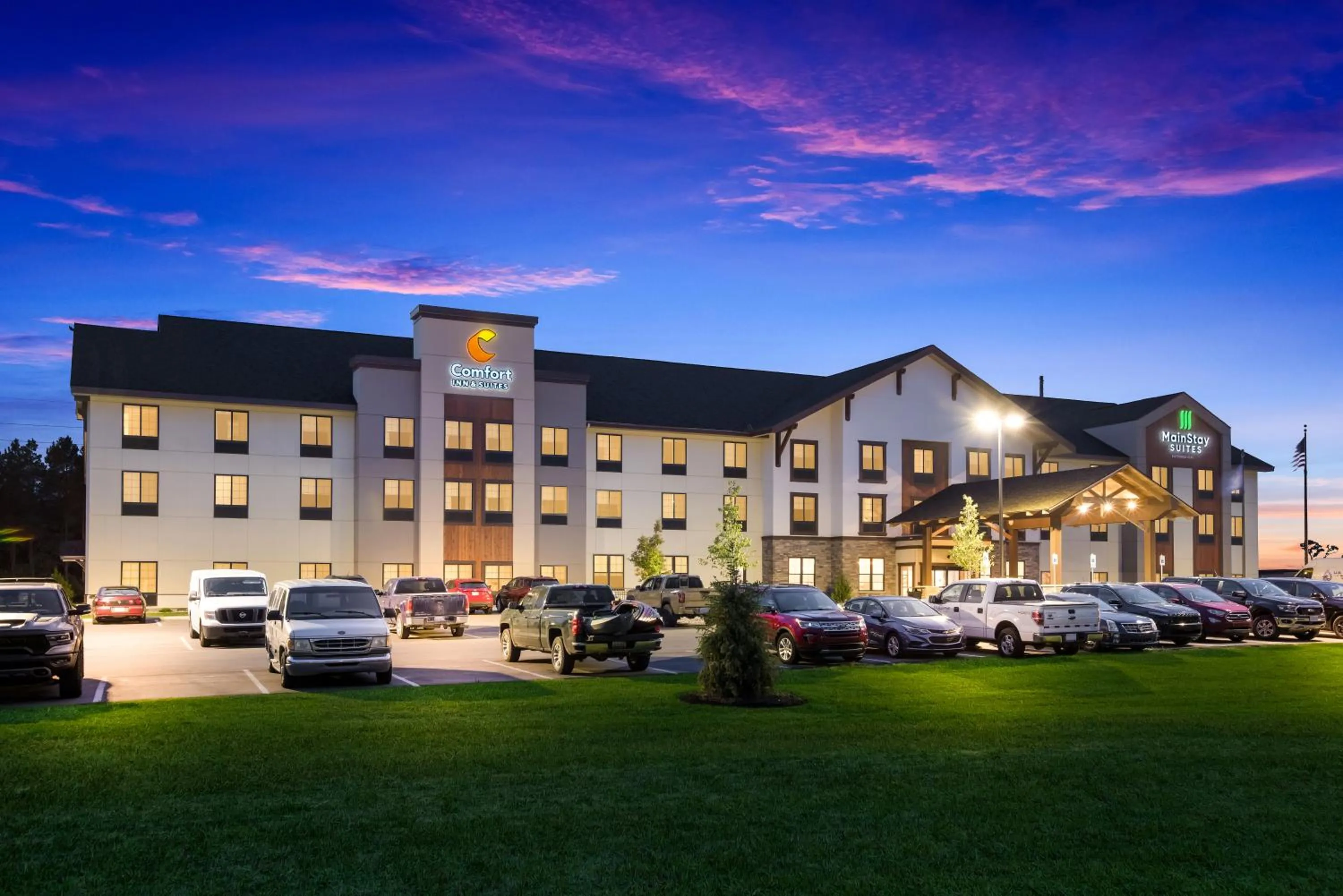 Property building in Comfort Inn & Suites Gaylord