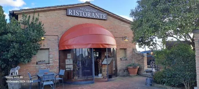 Restaurant/places to eat in Hotel More di Cuna