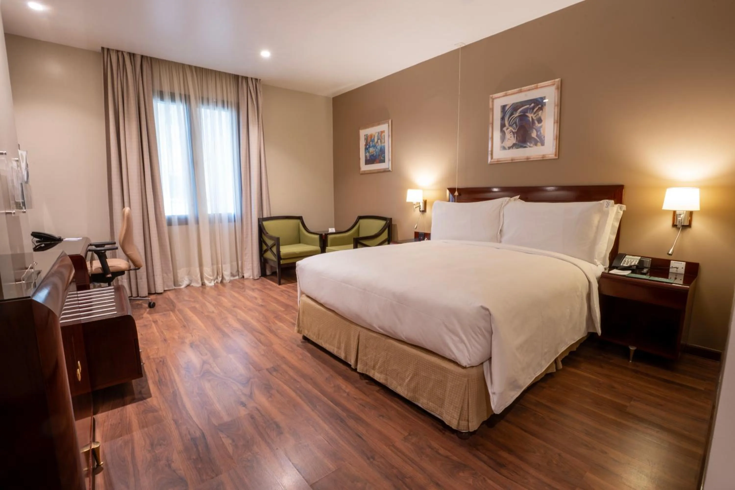 acessibility, Bed in Holiday Inn Olaya by IHG