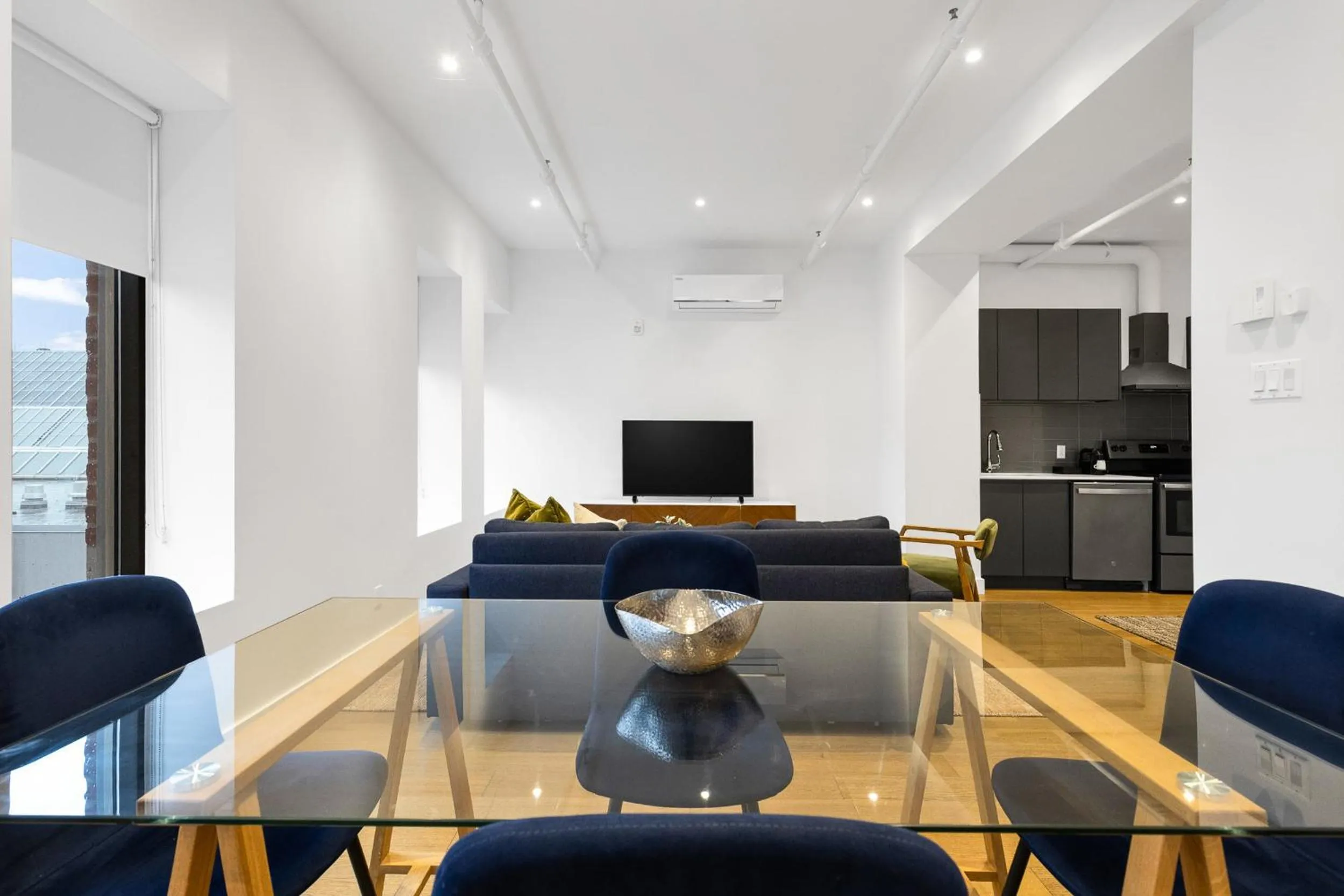 Bakan- Quartier des Congres, Convention District