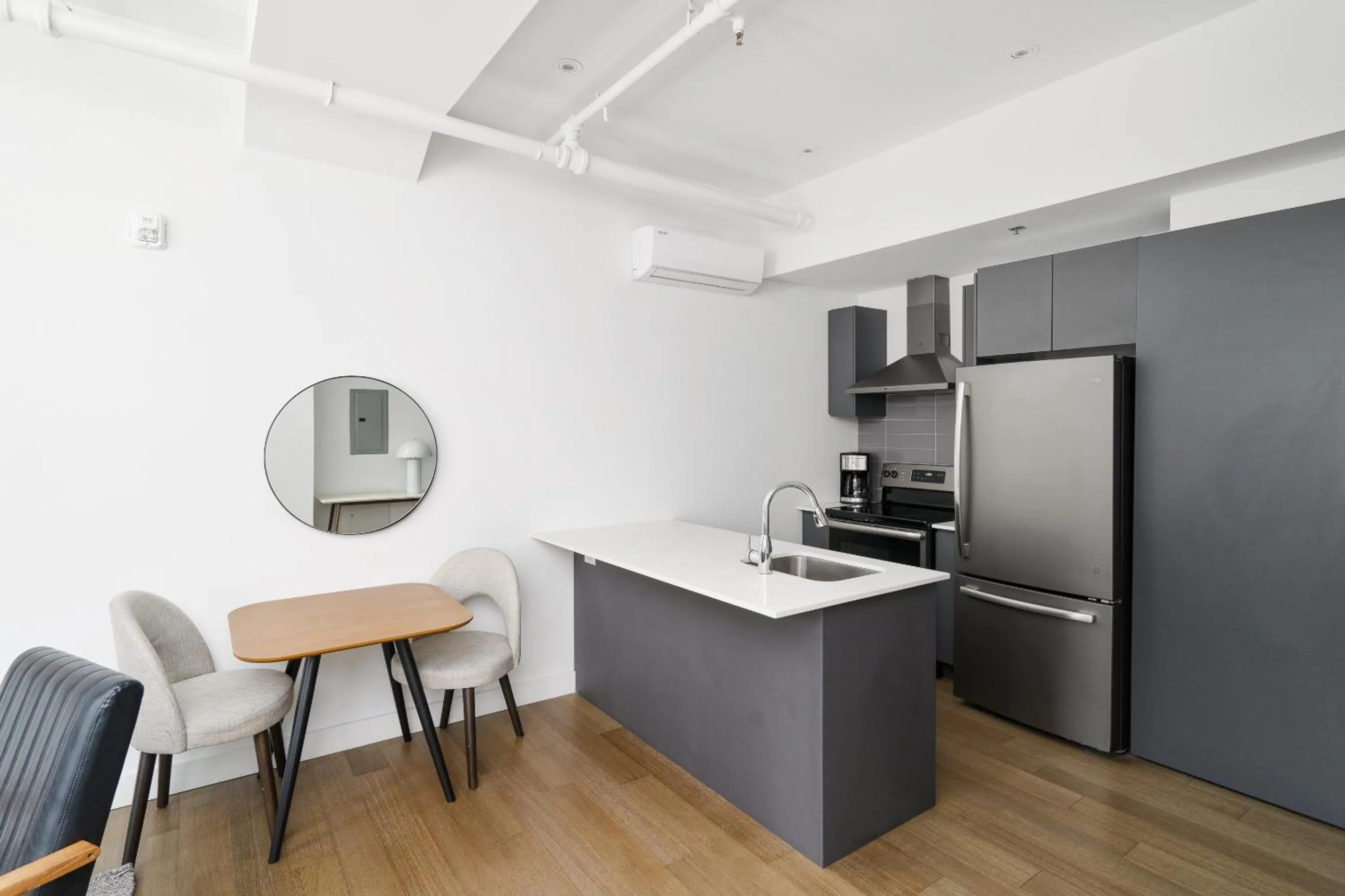 Bakan- Quartier des Congres, Convention District