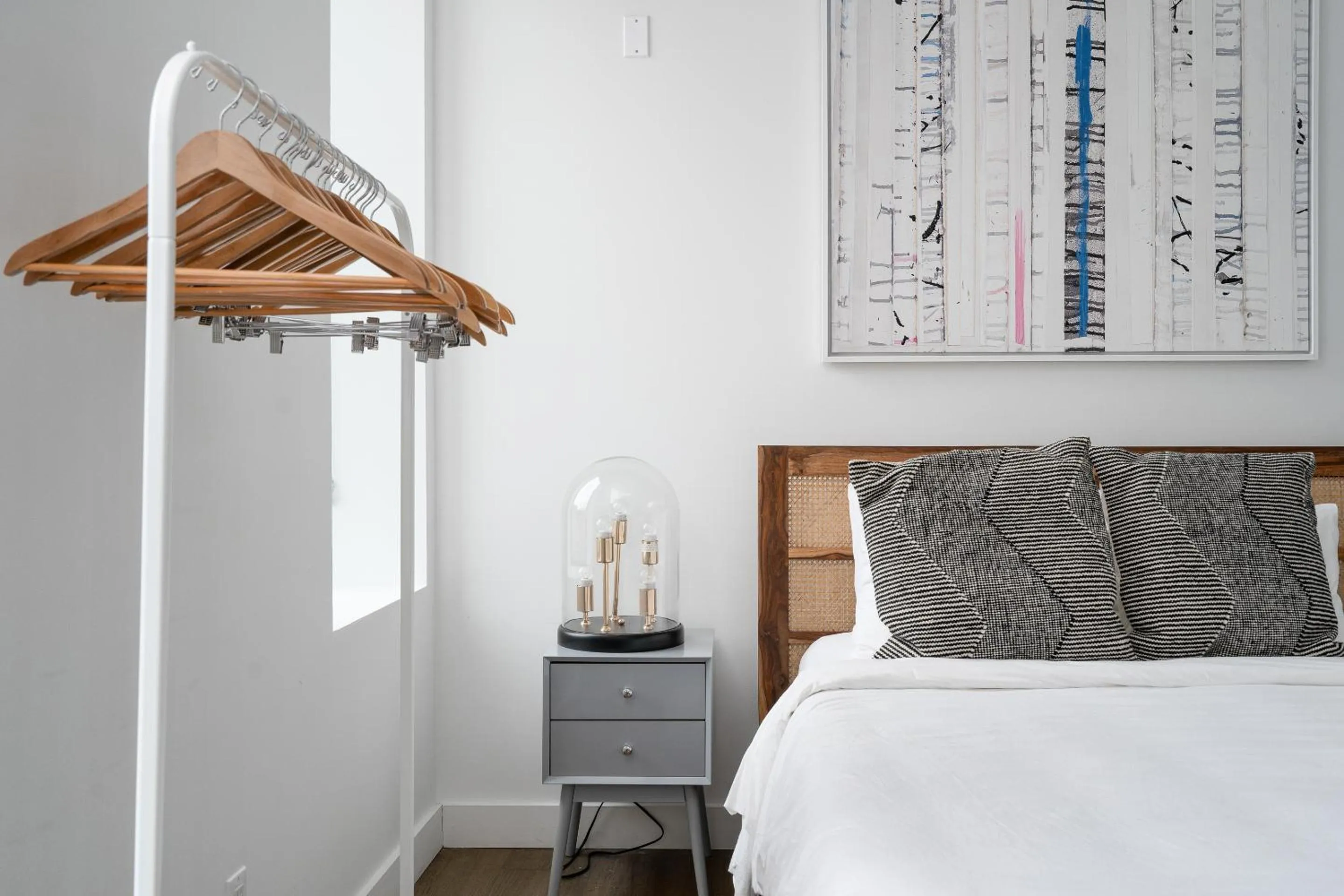 Bed in Bakan- Quartier des Congres, Convention District