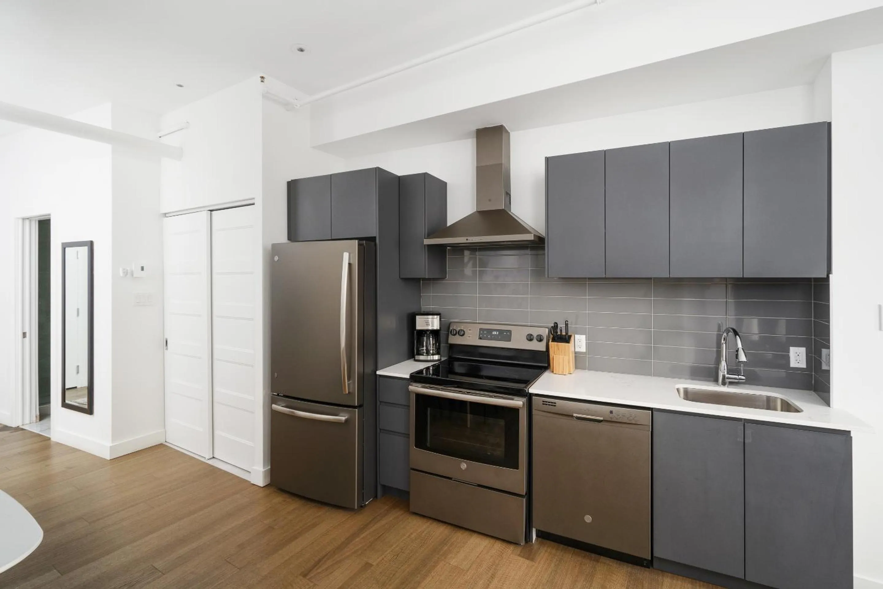 Bakan- Quartier des Congres, Convention District