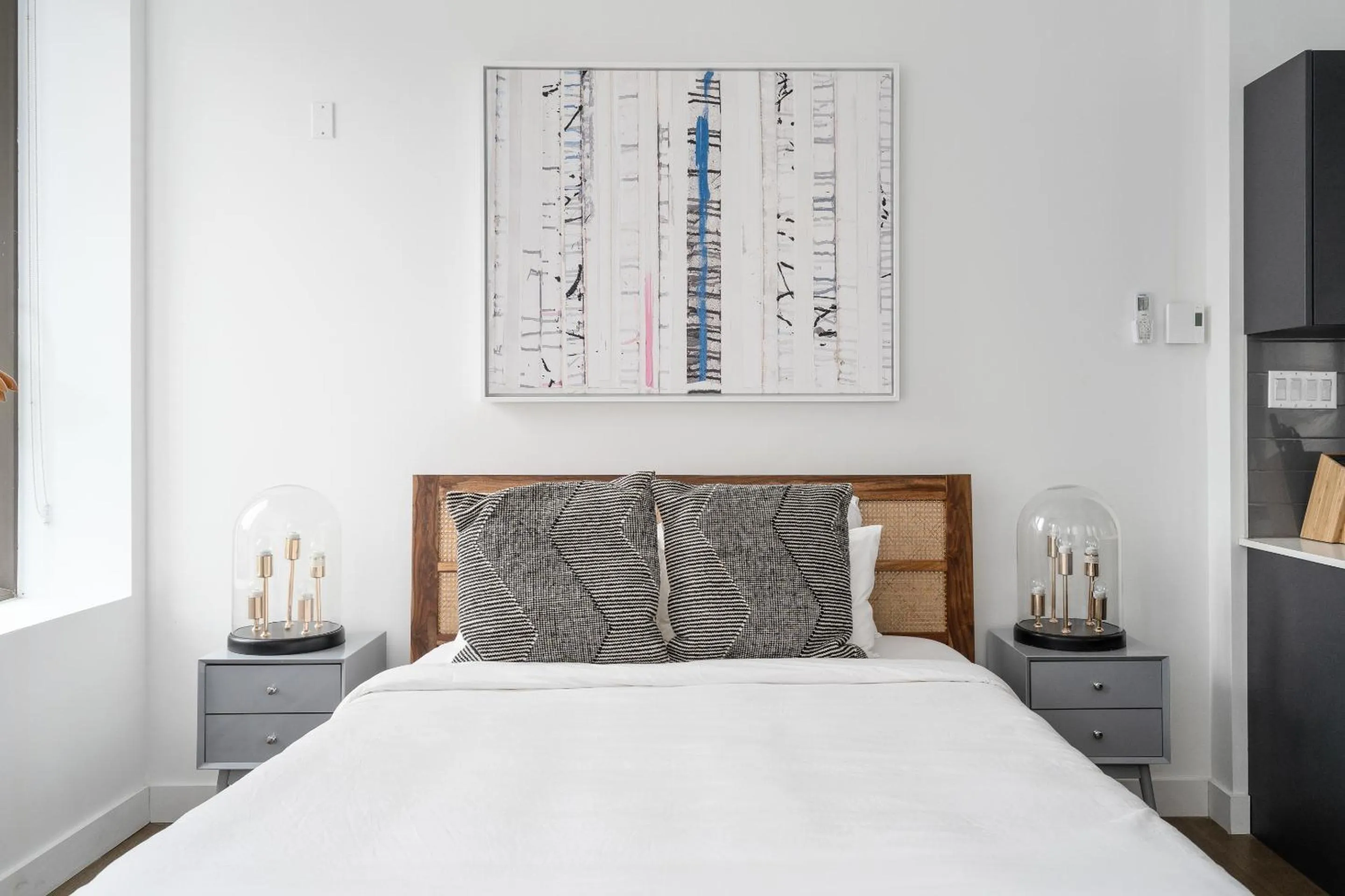 Bed in Bakan- Quartier des Congres, Convention District