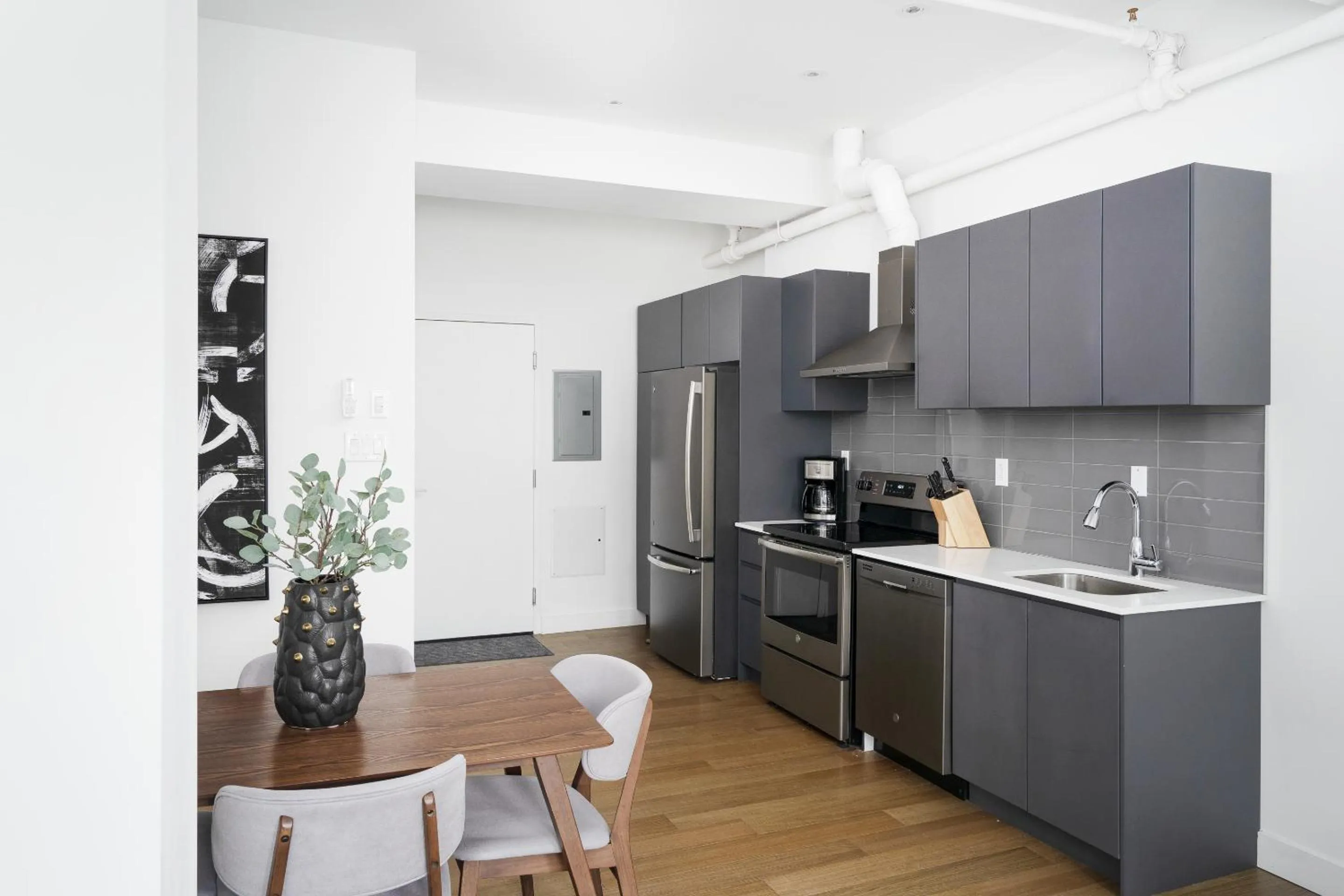 Bakan- Quartier des Congres, Convention District