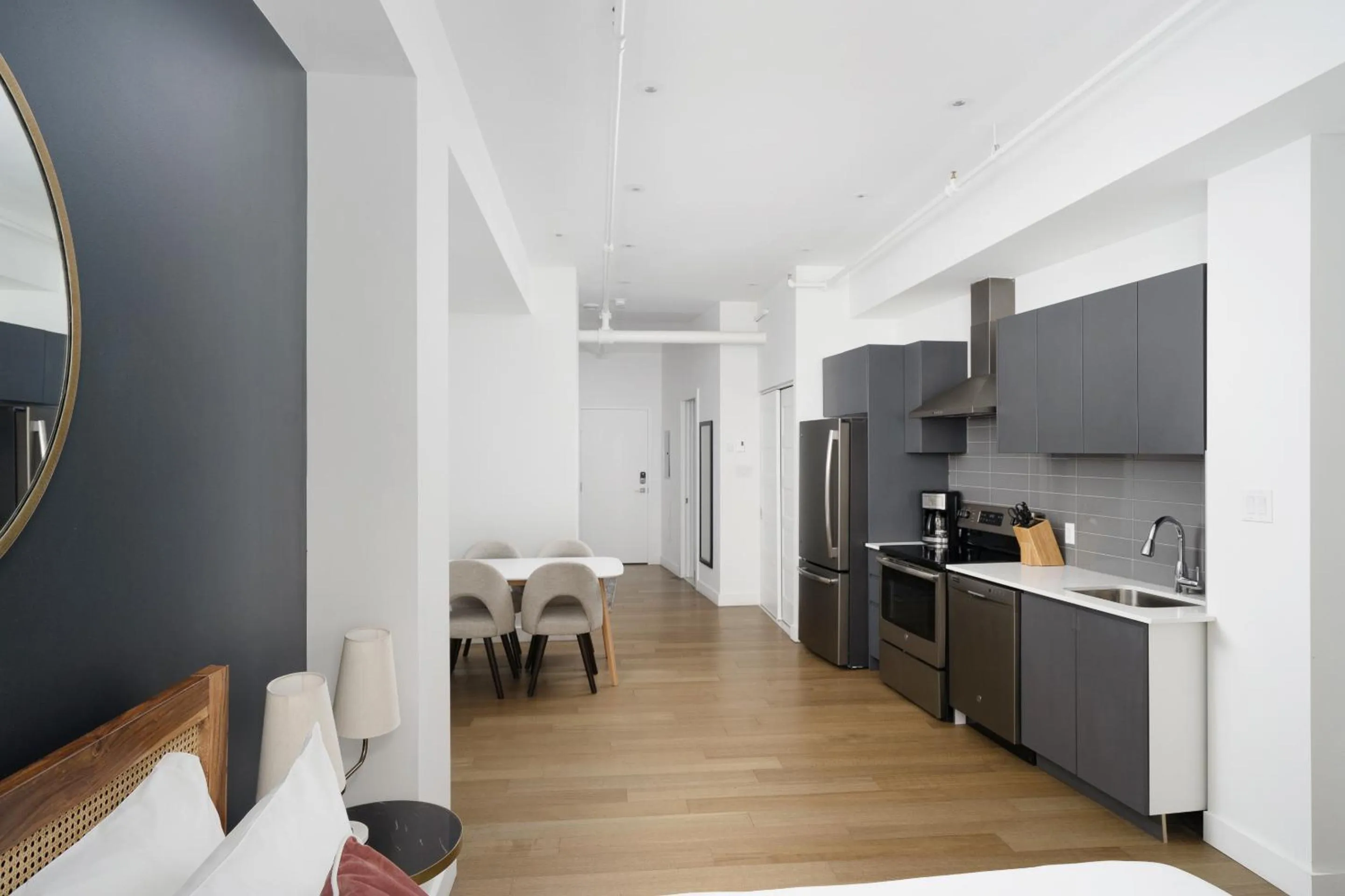 Bakan- Quartier des Congres, Convention District