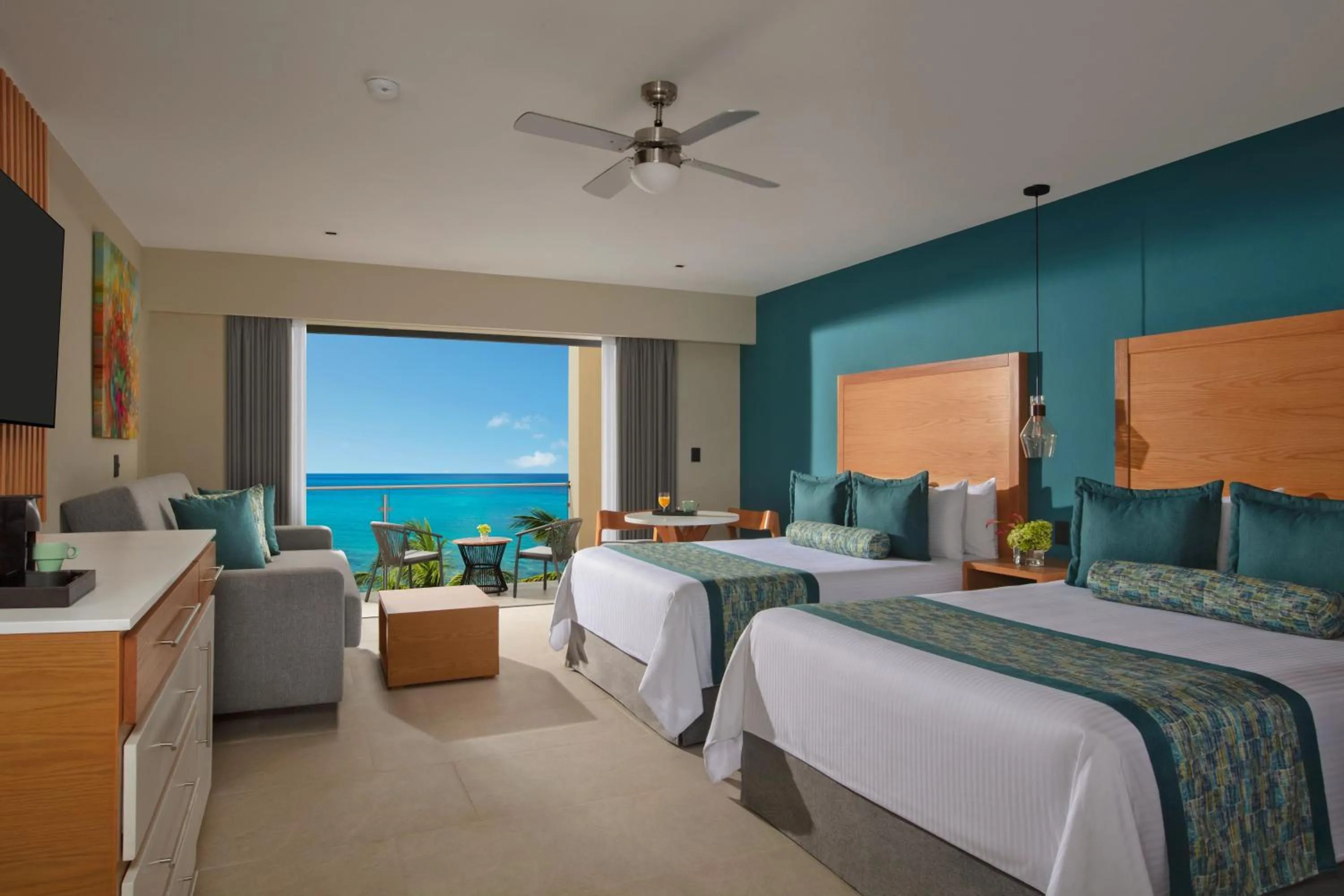 Bedroom, Bed in Dreams Cozumel Cape Resort & Spa
