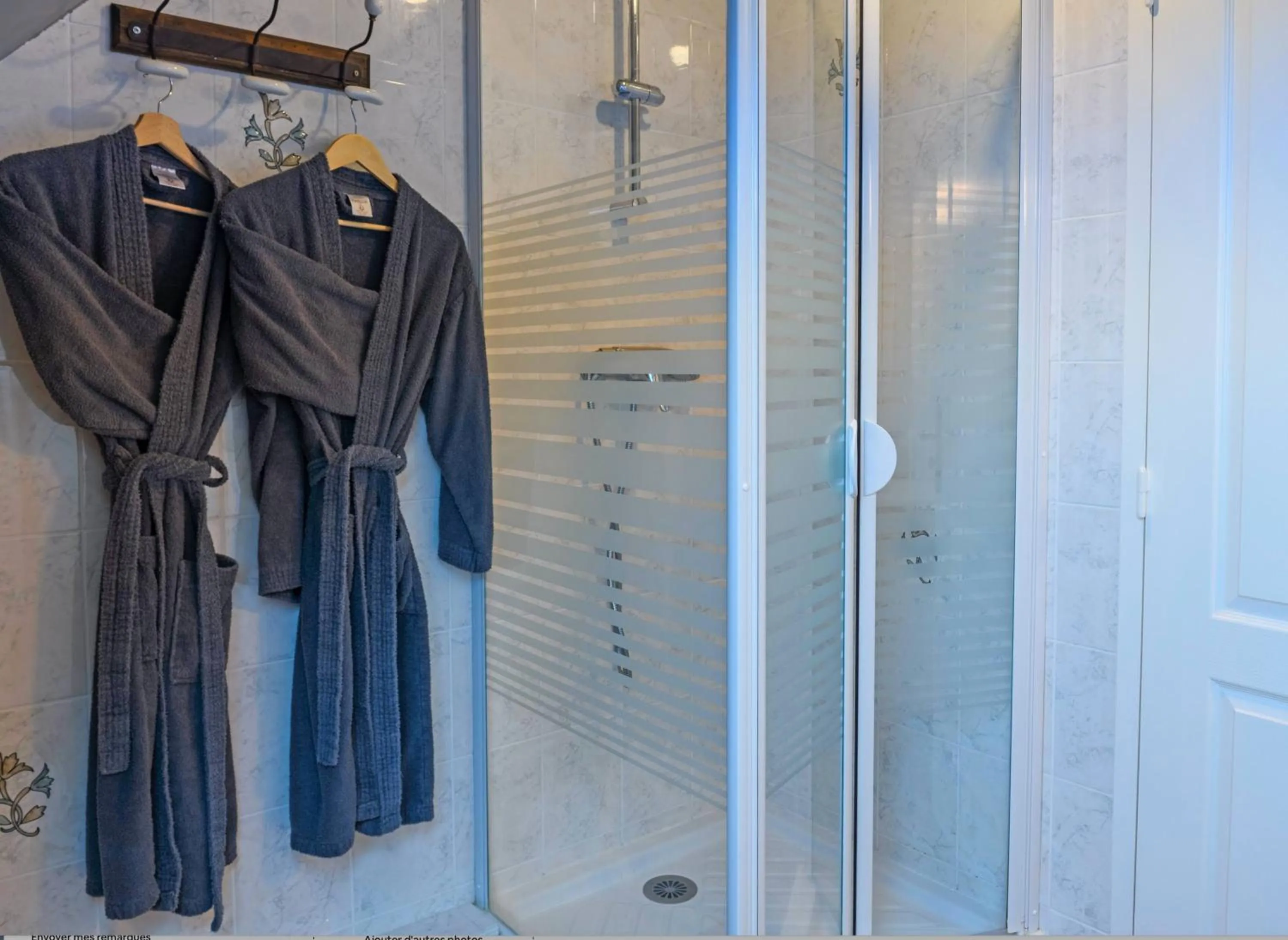 Bathroom in Les Pierres Bleues