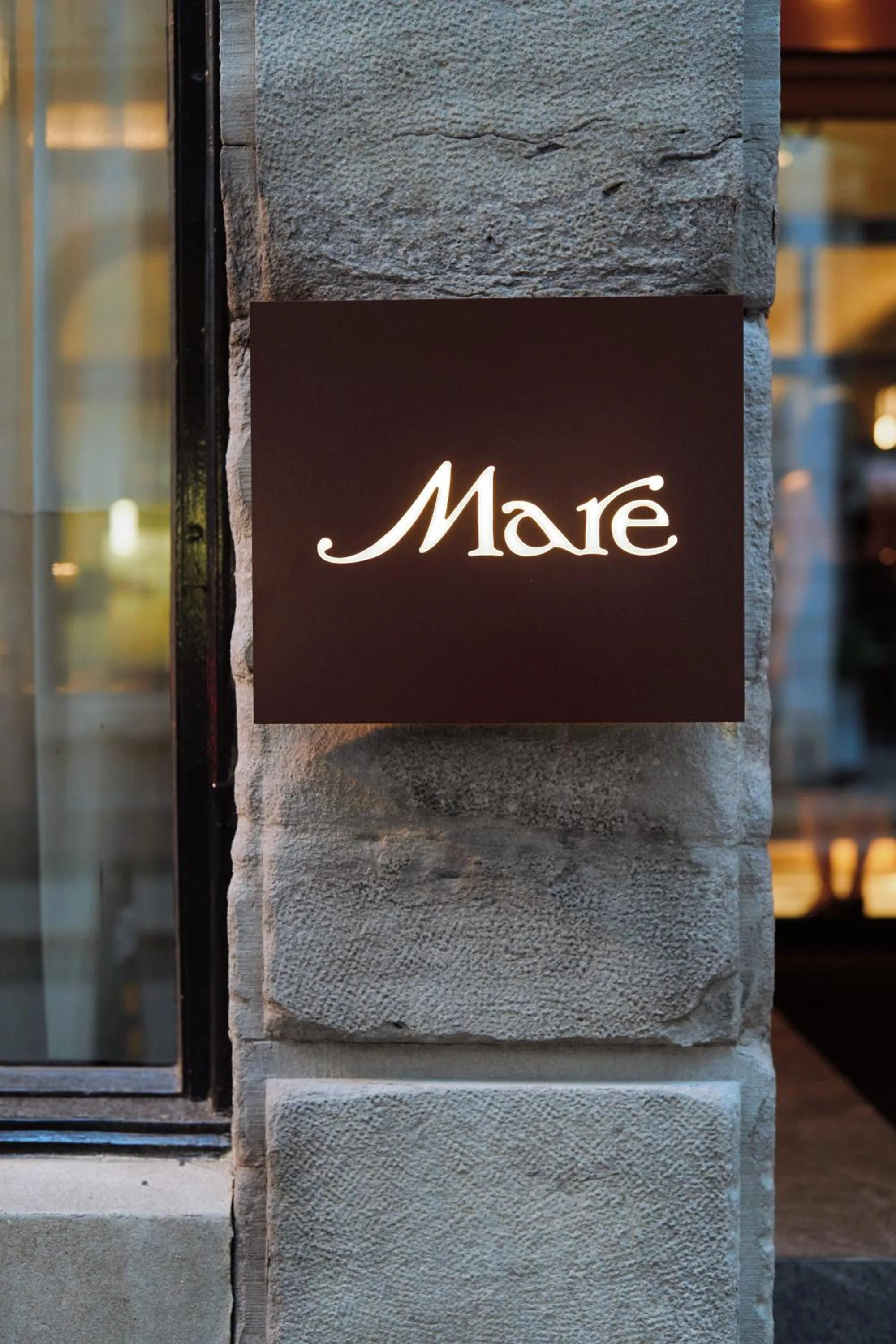 Restaurant/places to eat in David Hotel