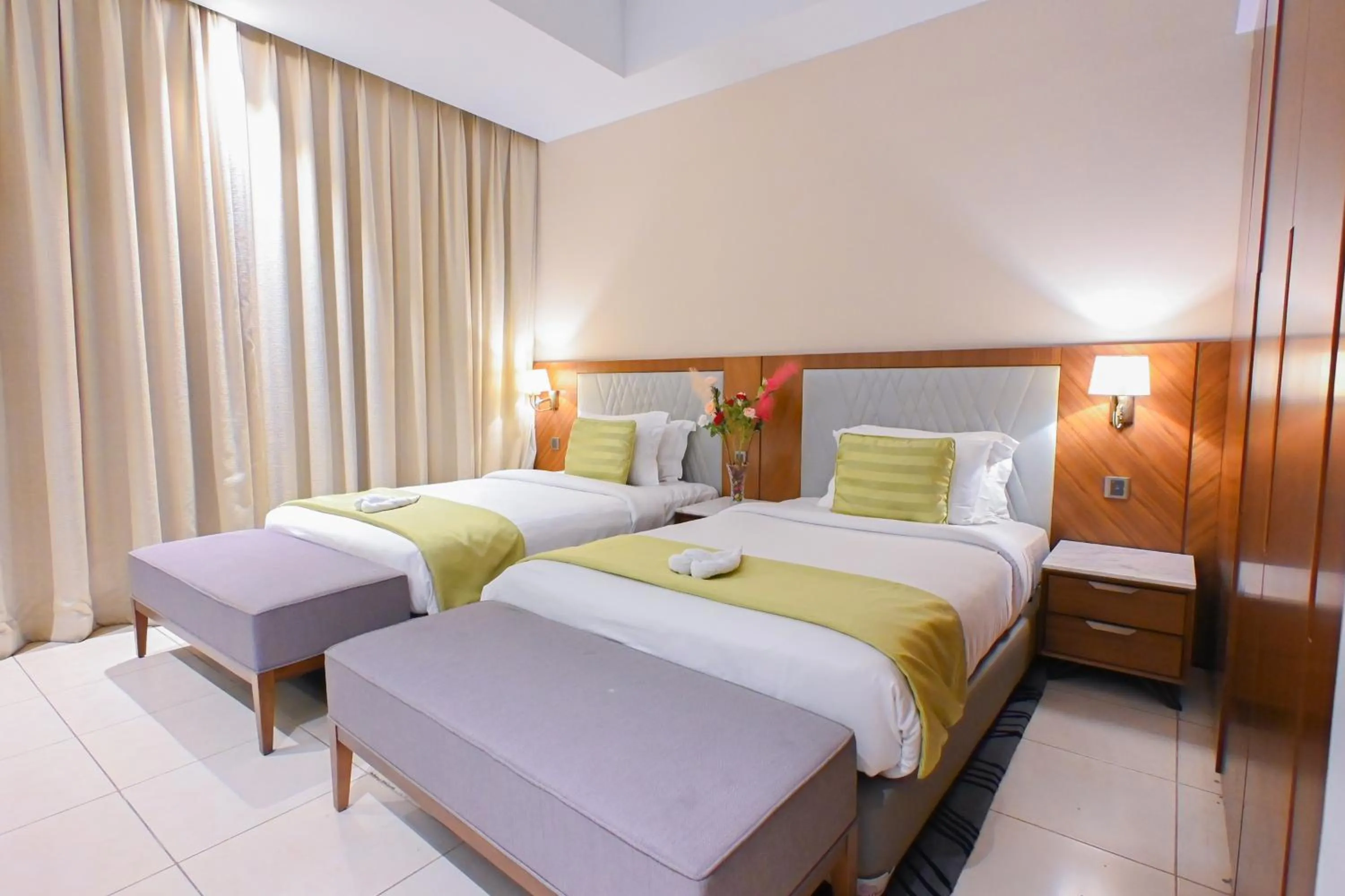 Bedroom, Bed in Ramee Palace Hotel