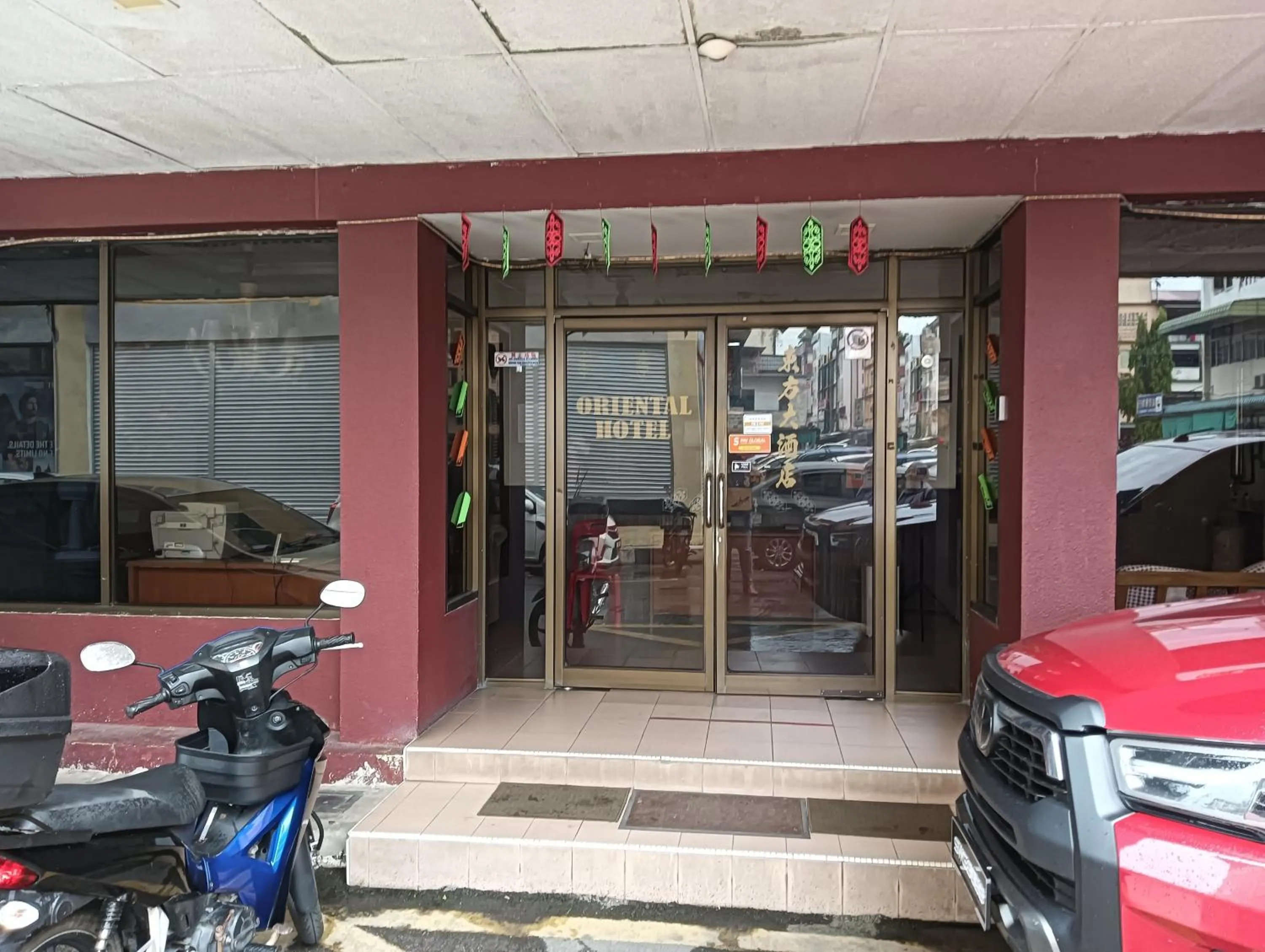Facade/entrance in Hotel O Oriental Hotel