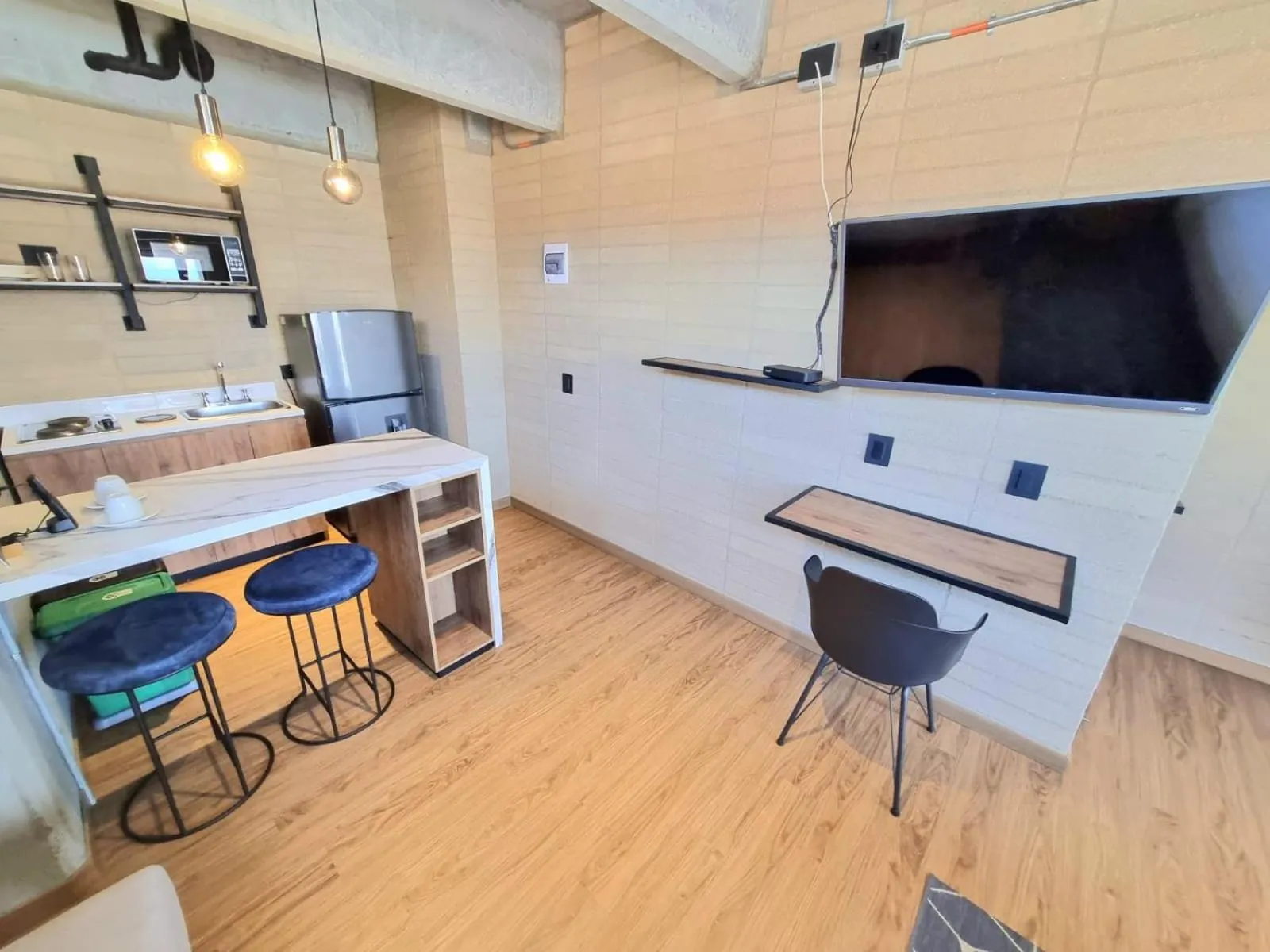 TV and multimedia in Loft 43