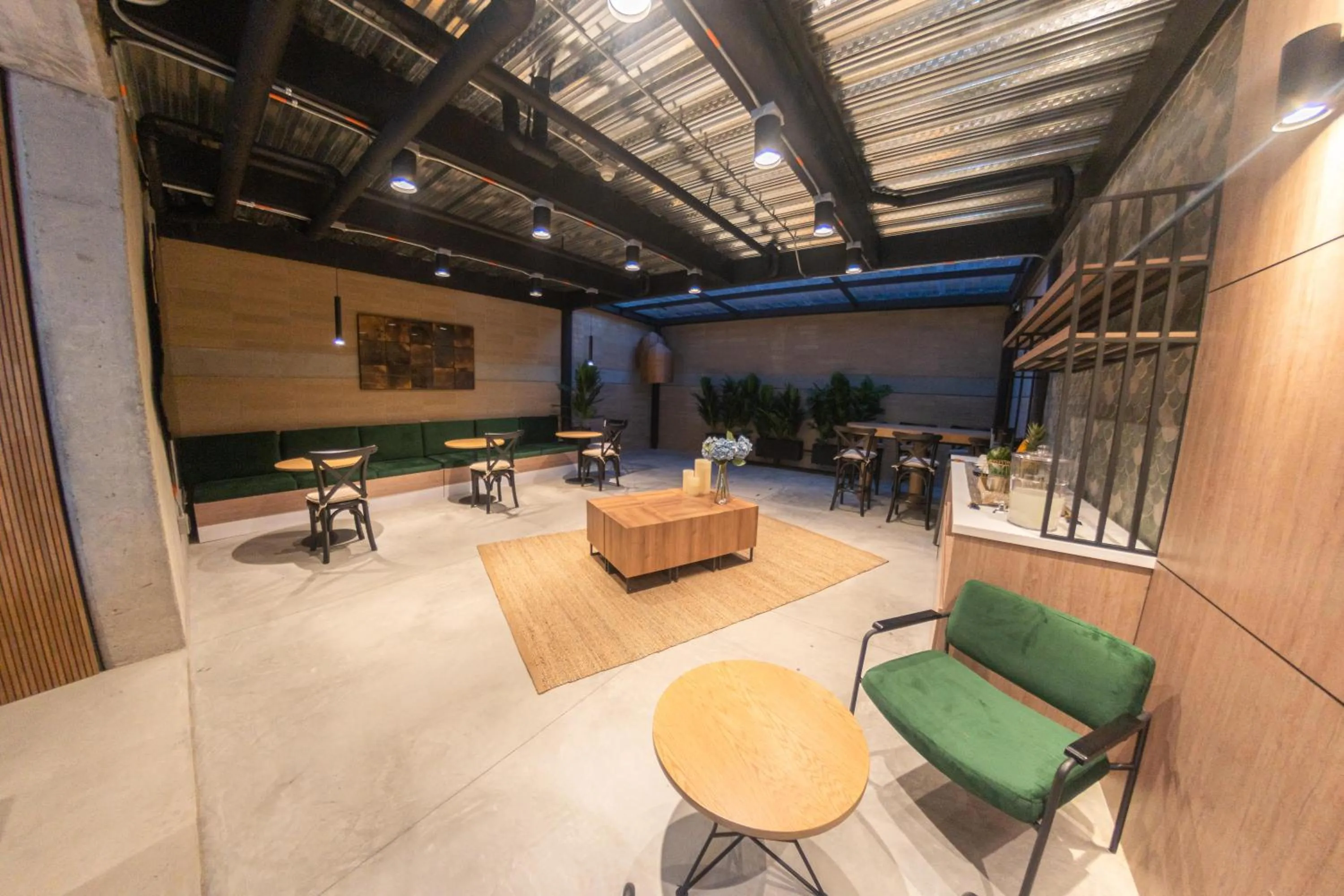 Business facilities in Loft 43