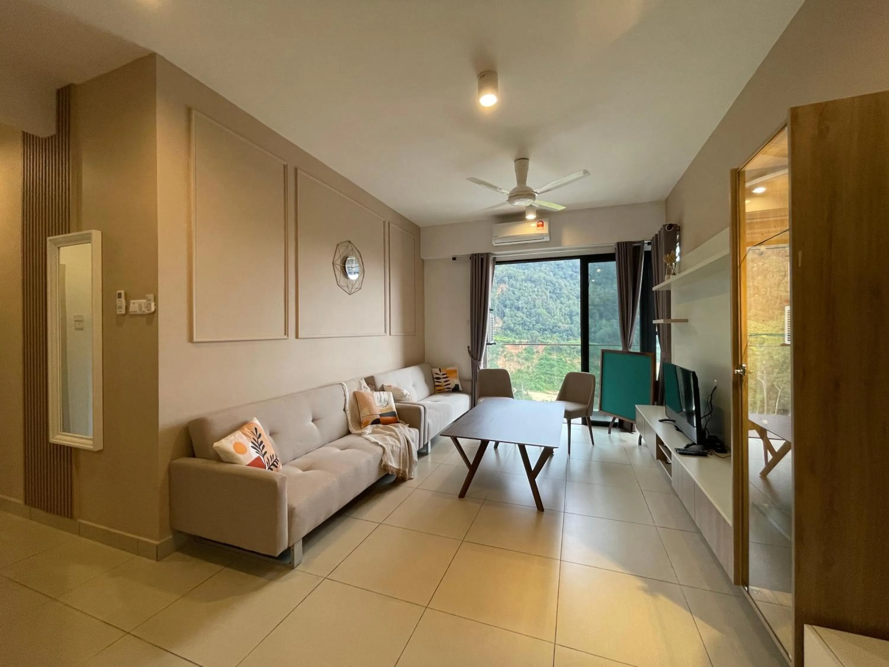 Two-Bedroom Apartment in INS Home at Midhills Genting Highlands Free WiFi