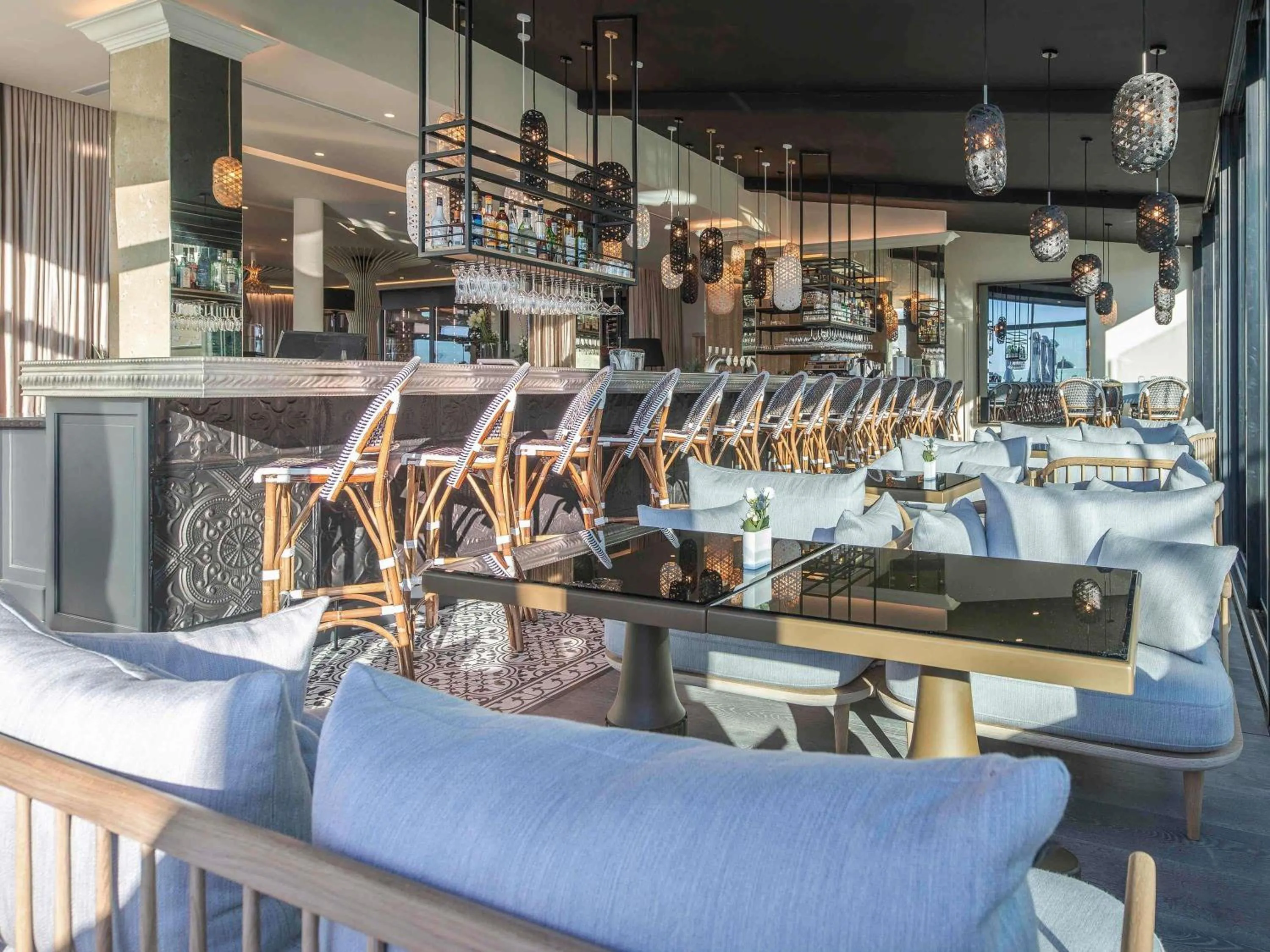 Breakfast in La Grande Terrasse Hotel & Spa La Rochelle - MGallery Collection