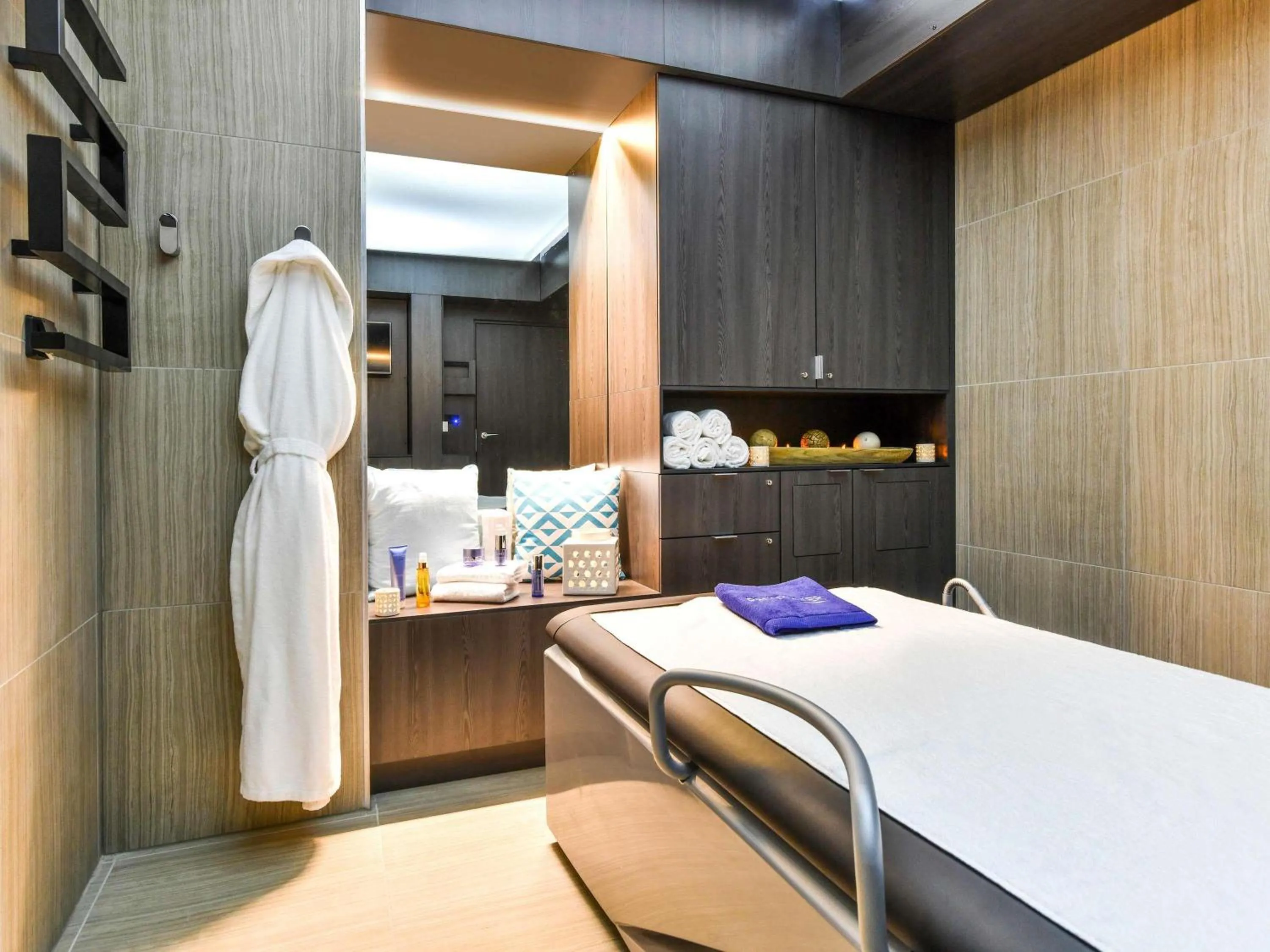 Spa and wellness centre/facilities, Bed in La Grande Terrasse Hotel & Spa La Rochelle - MGallery Collection