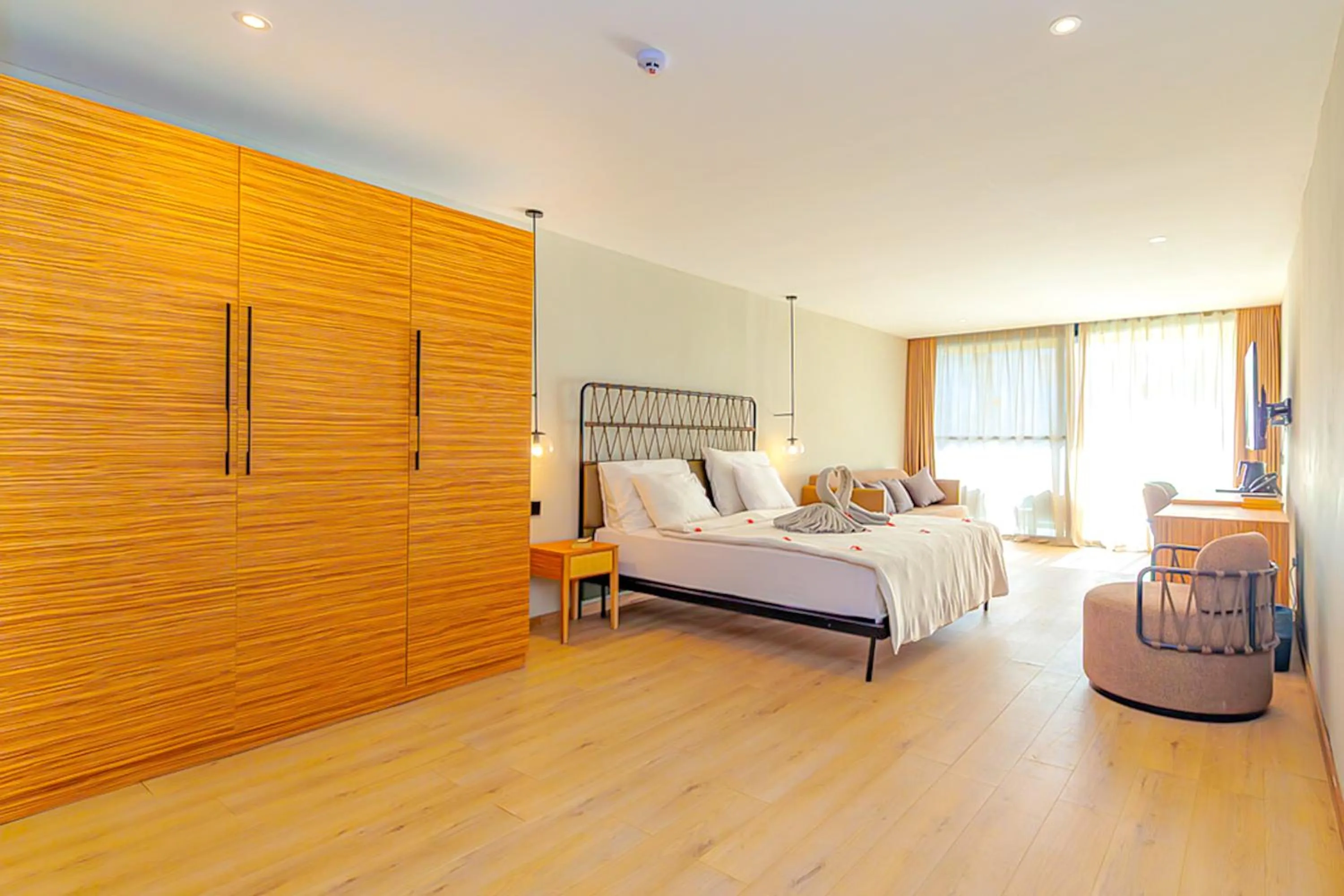 Family Room with Sea View in Kombo Beach Resort